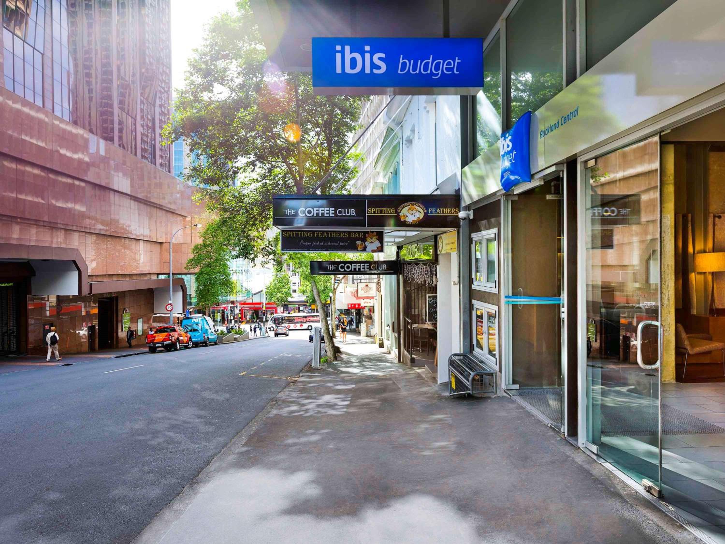 Hotel ibis budget Auckland Central - Image 1