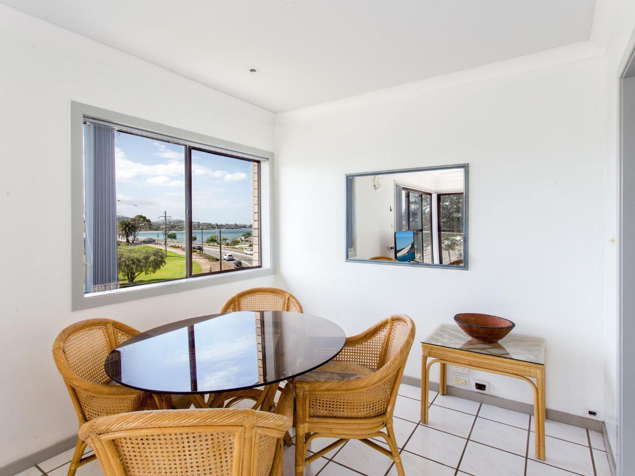 Oxley 8 at Tuncurry view 3