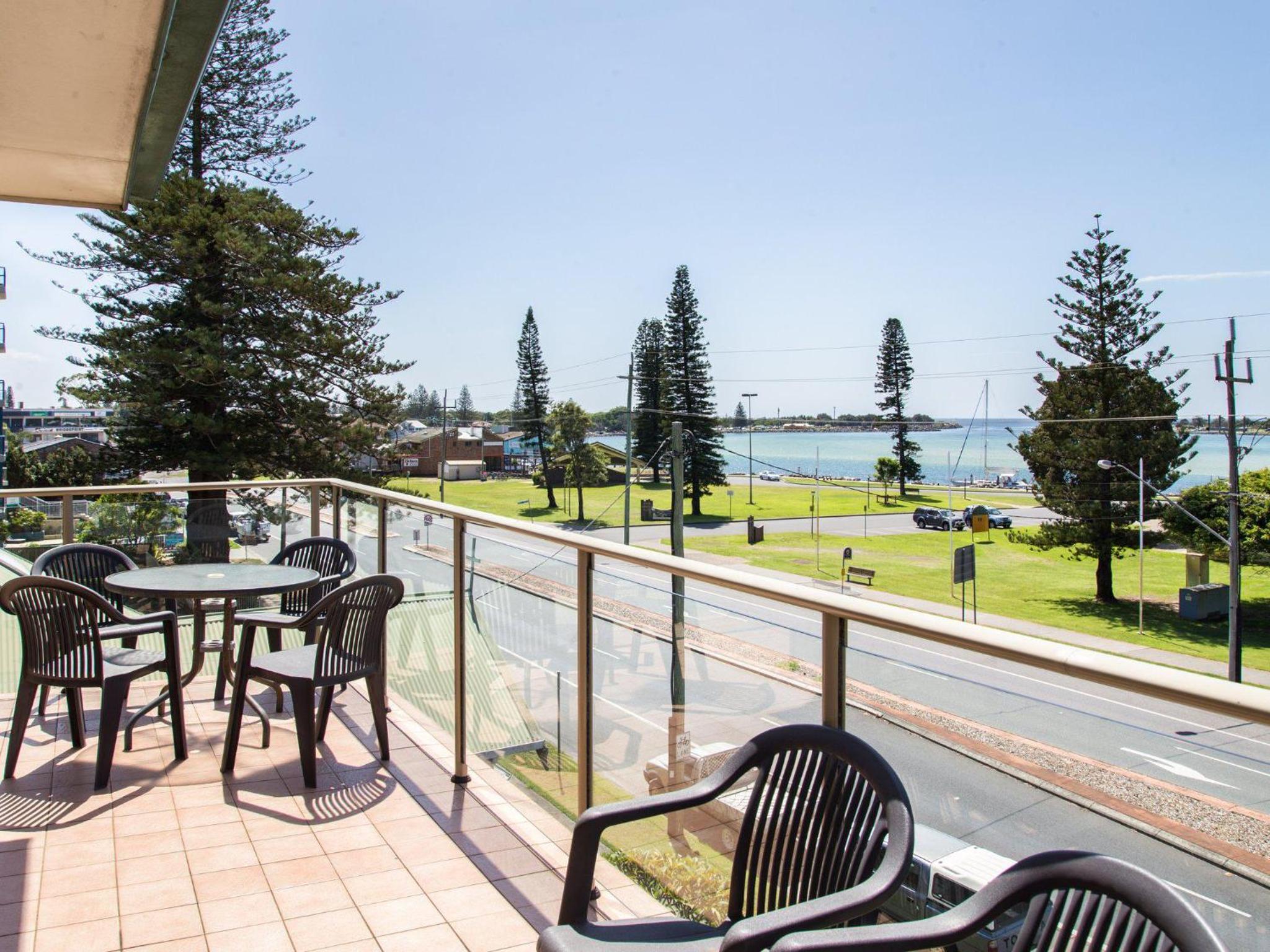 Oxley 8 at Tuncurry view 5