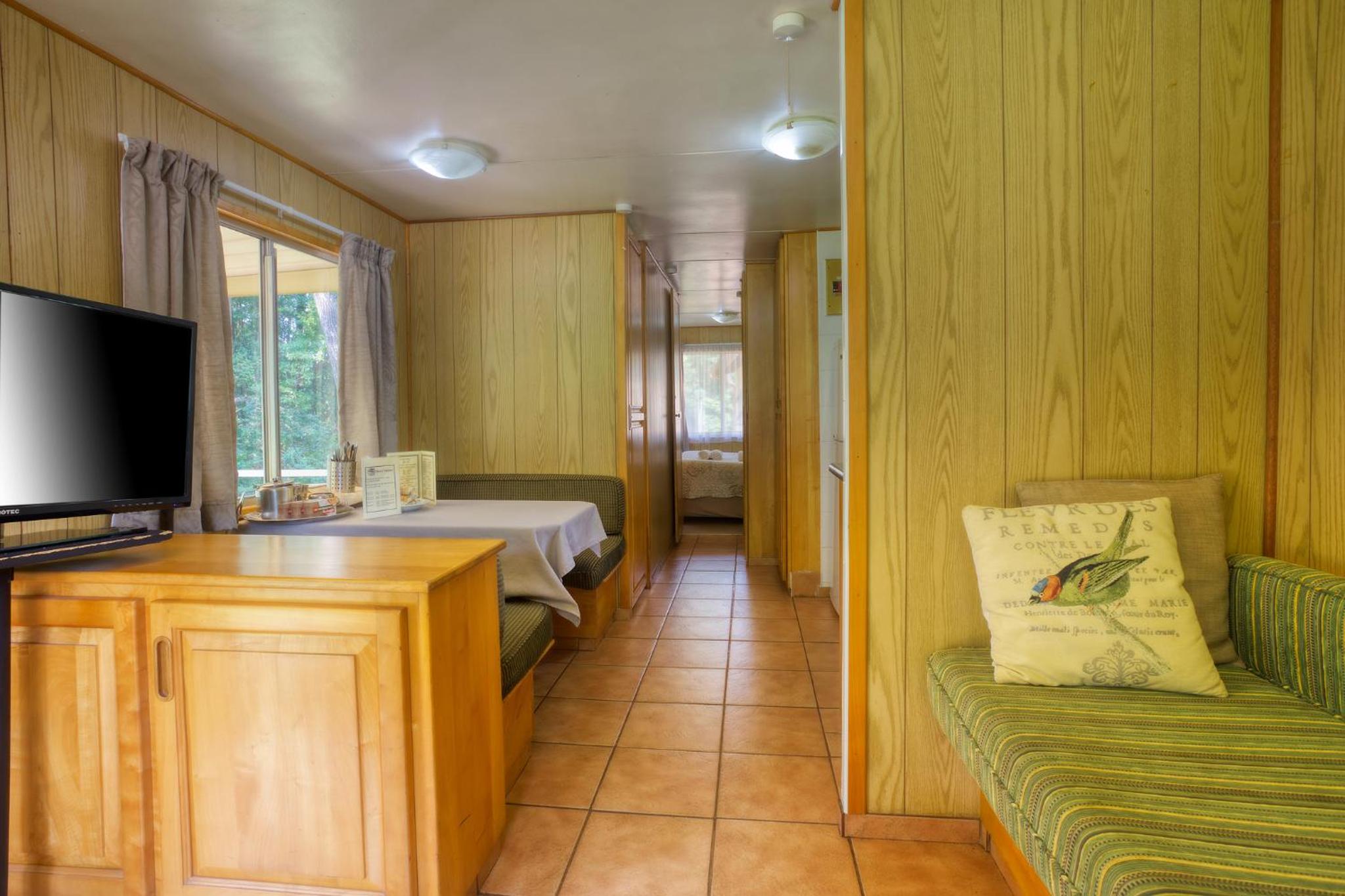 Merry Pebbles Resort