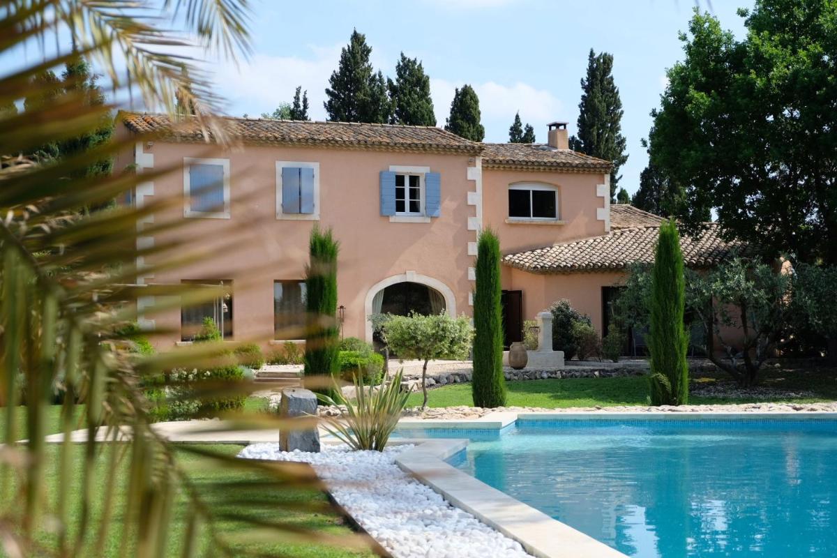 Le Clos des Cyprès Maison d'hôtes de charme & Diner Gourmet