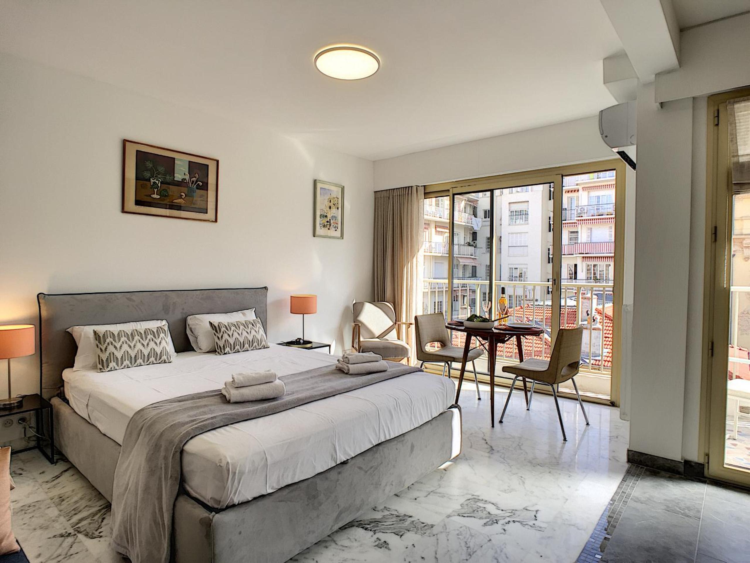 Nestor&Jeeves - BERLIOZ SUITE - Downtown - Close beaches photo 4