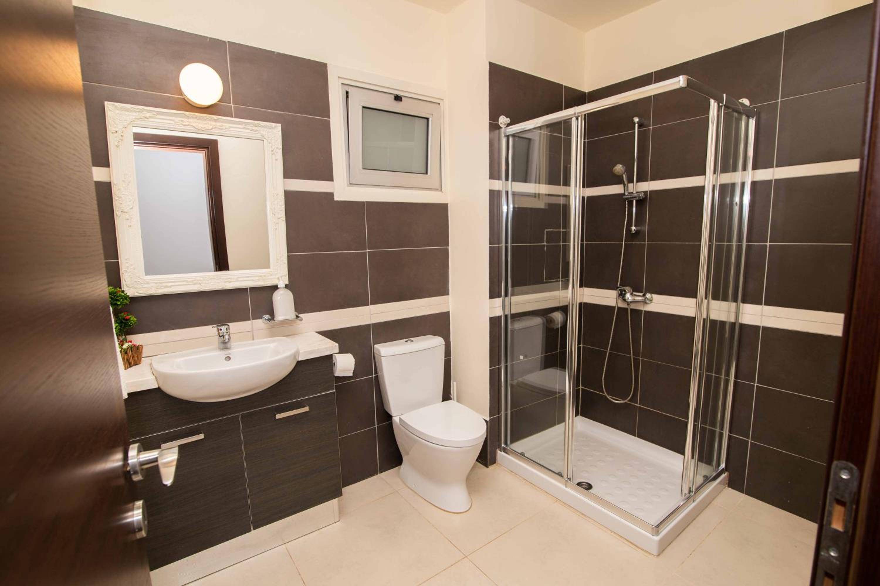 Apartment Trident 4