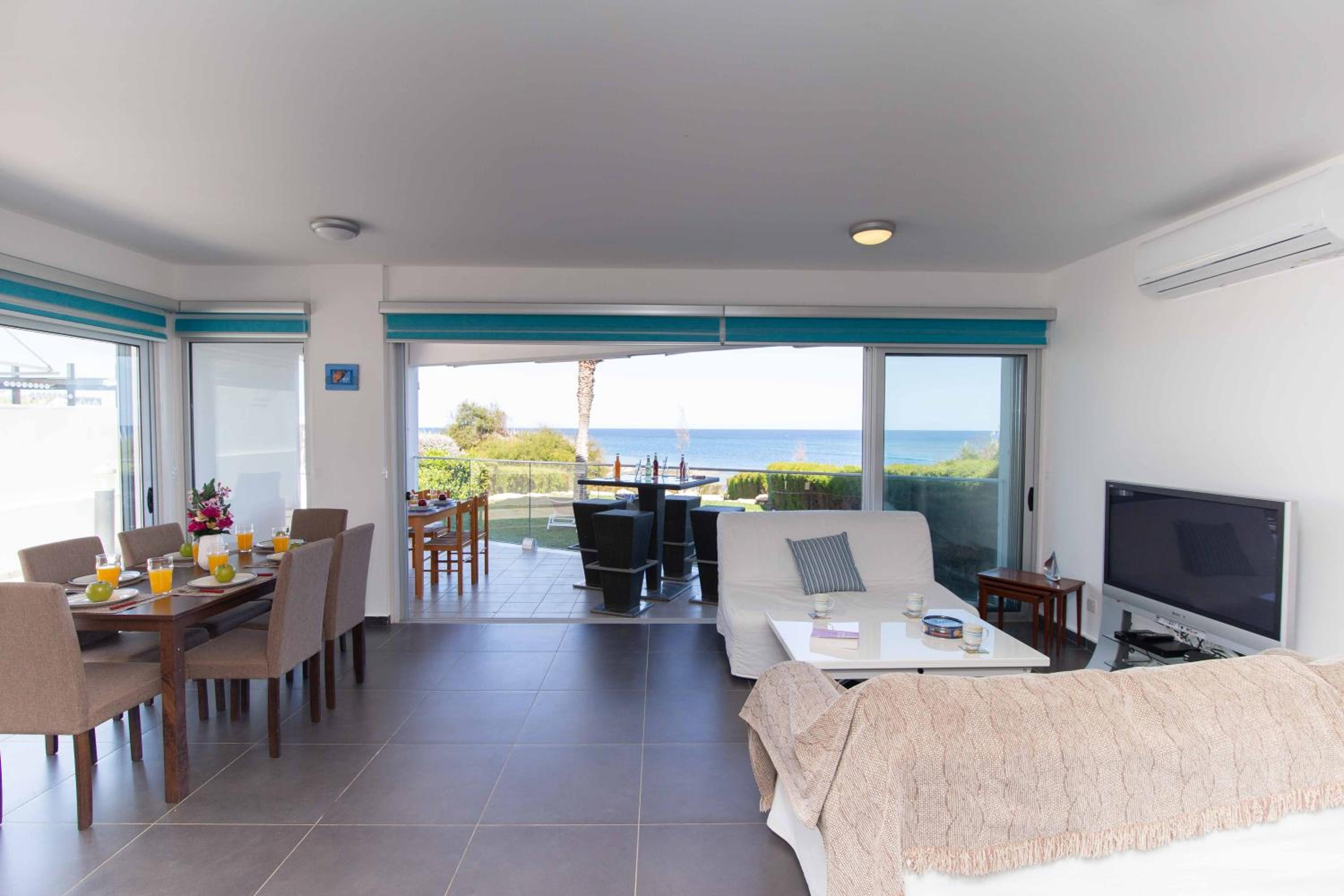Apartment Trident 4