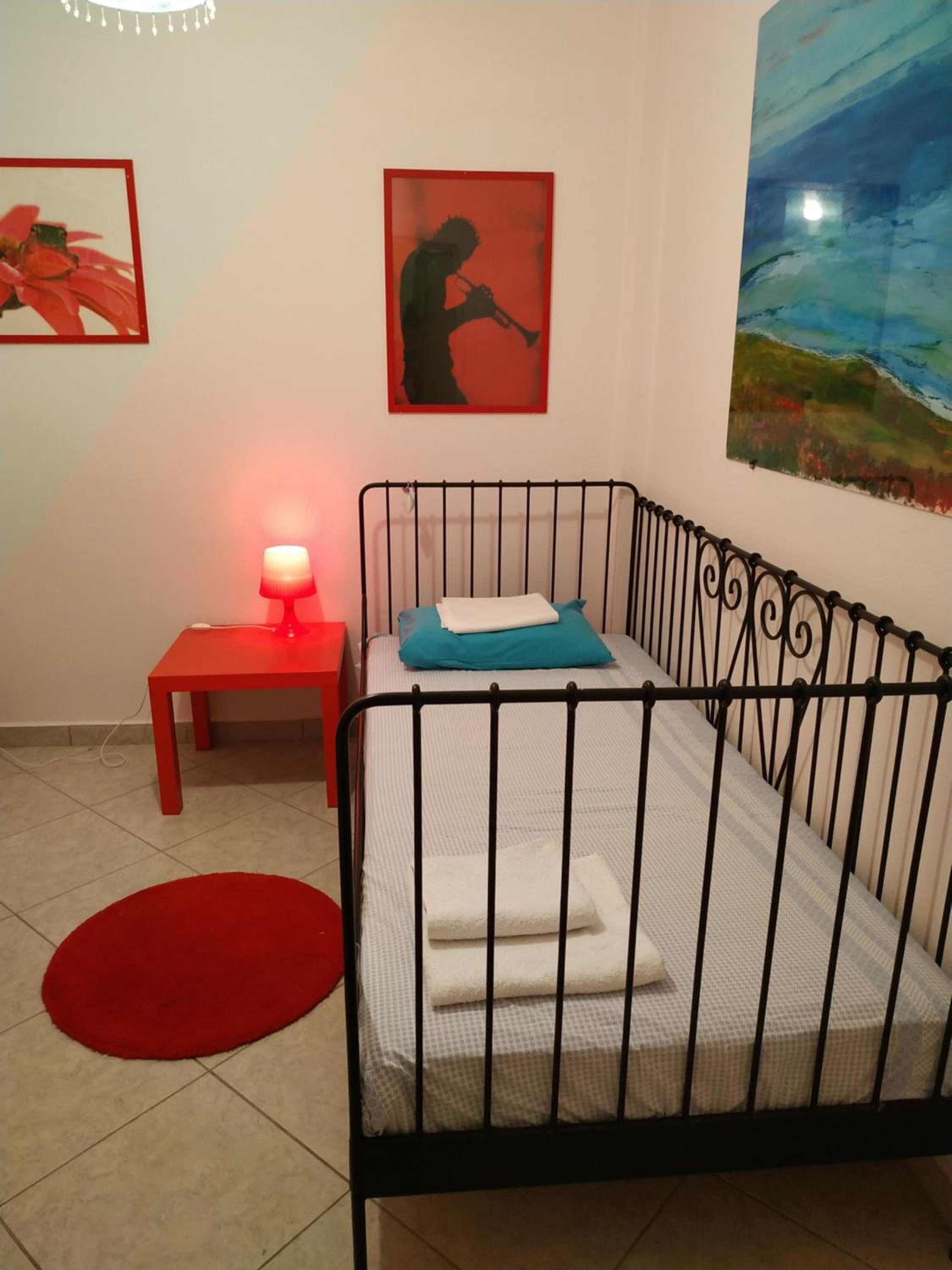 Right Across The Sea photo 2