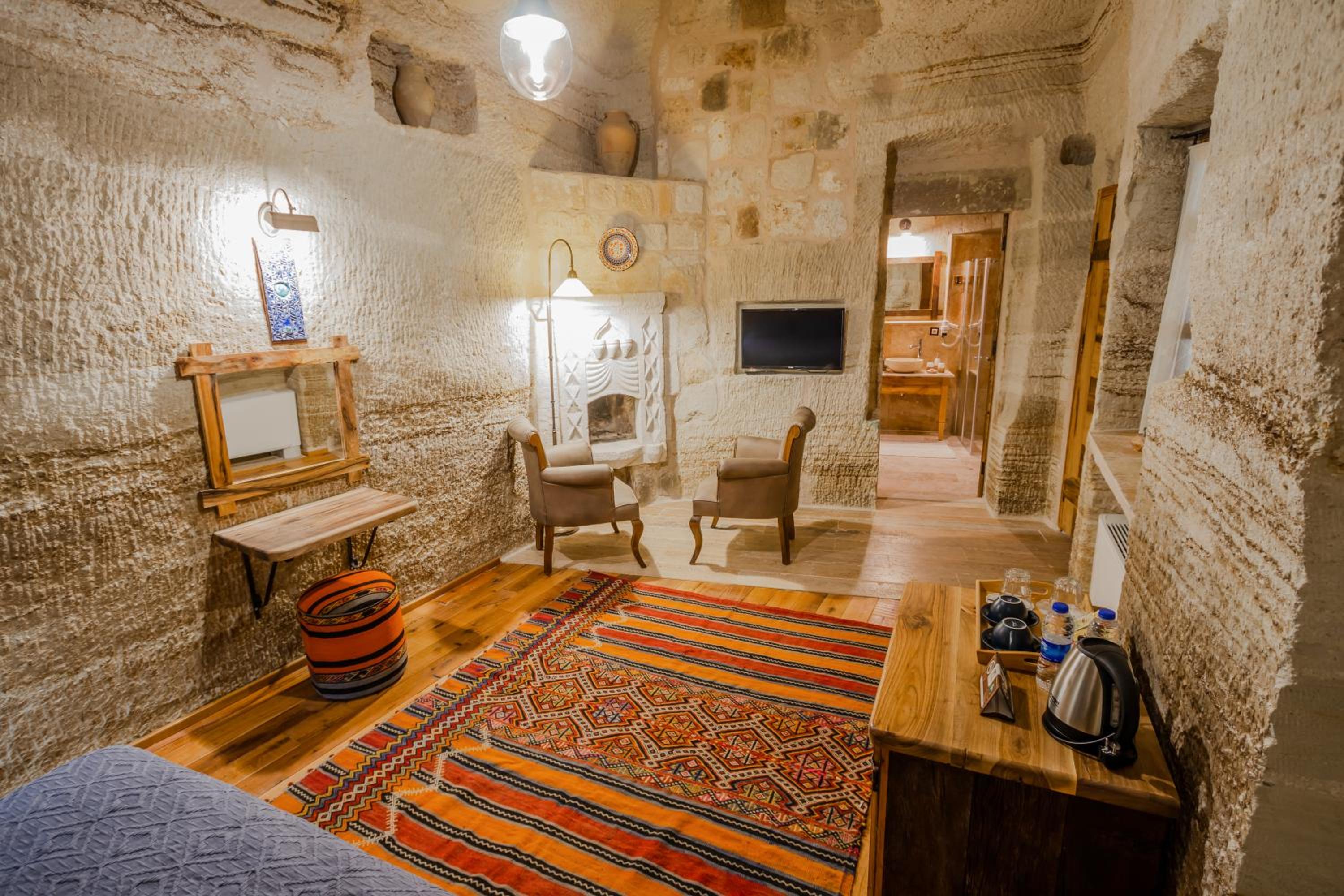 Sultan Cave Suites - Image 105