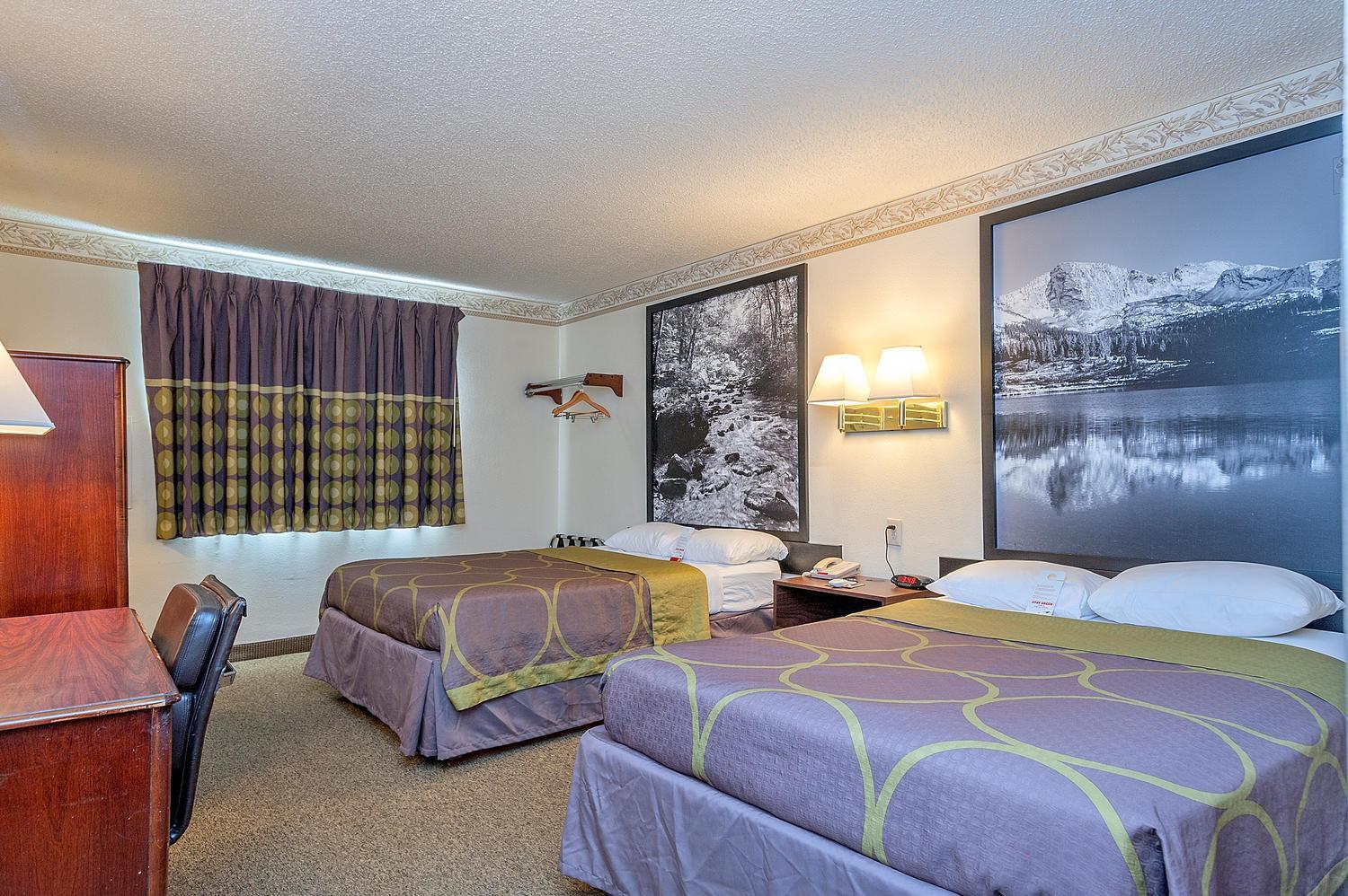 Super 8 by Wyndham Colorado Springs/Chestnut Street, Foto 10