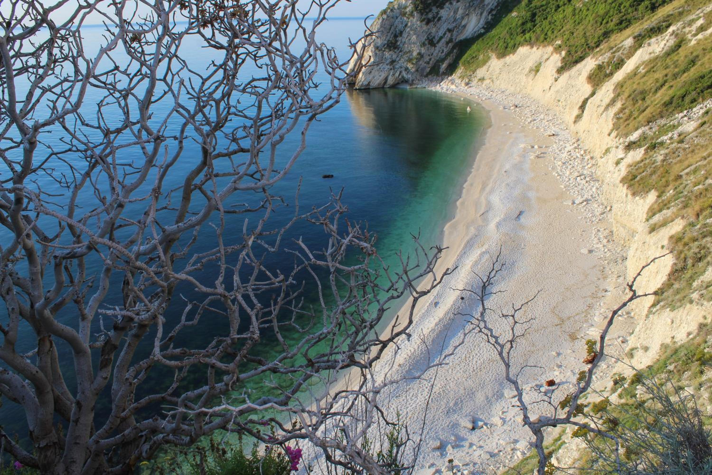 Green Garden Village con piscina, spiaggia riservata e parcheggio
