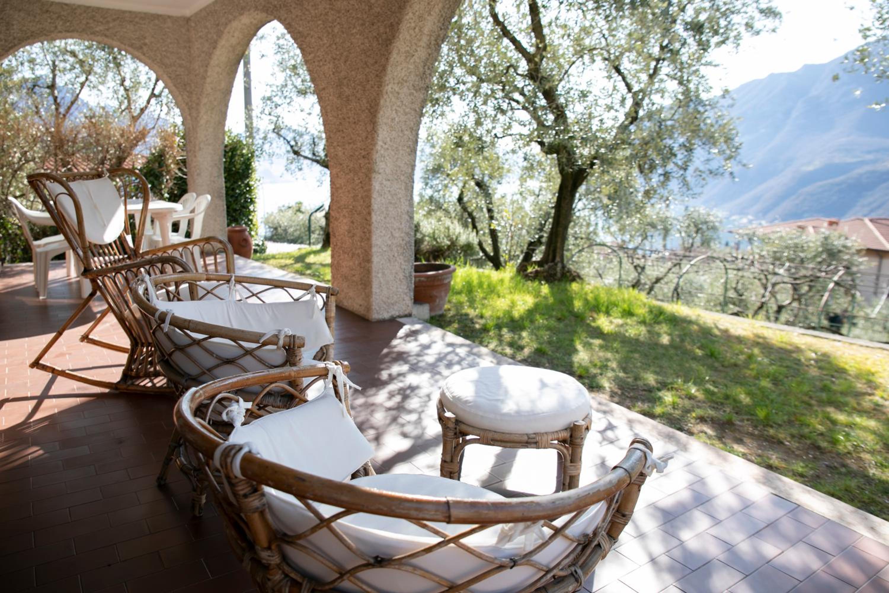 IseoLakeRental - Villa Flavia view 3