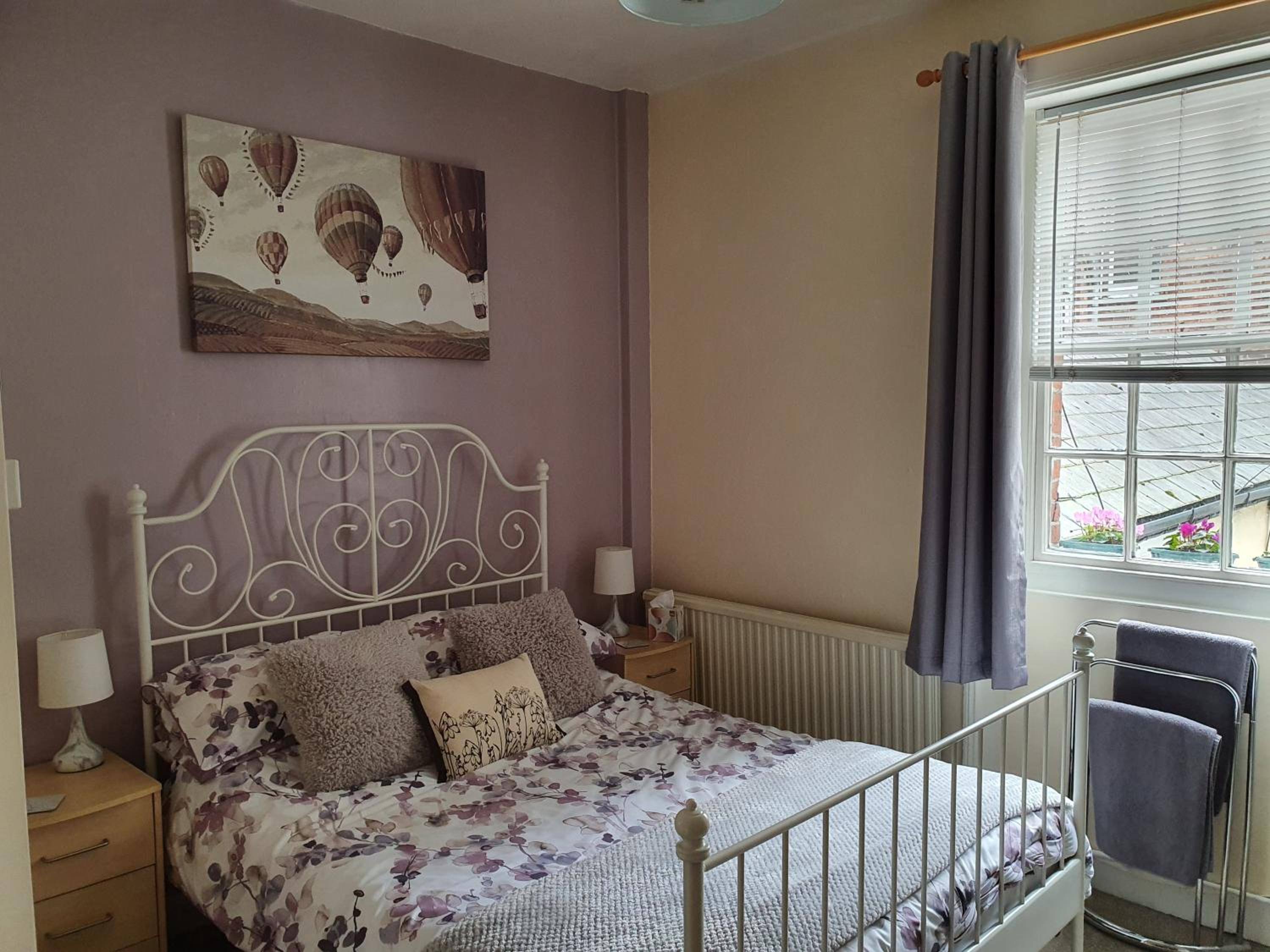 Lyndale Guest House