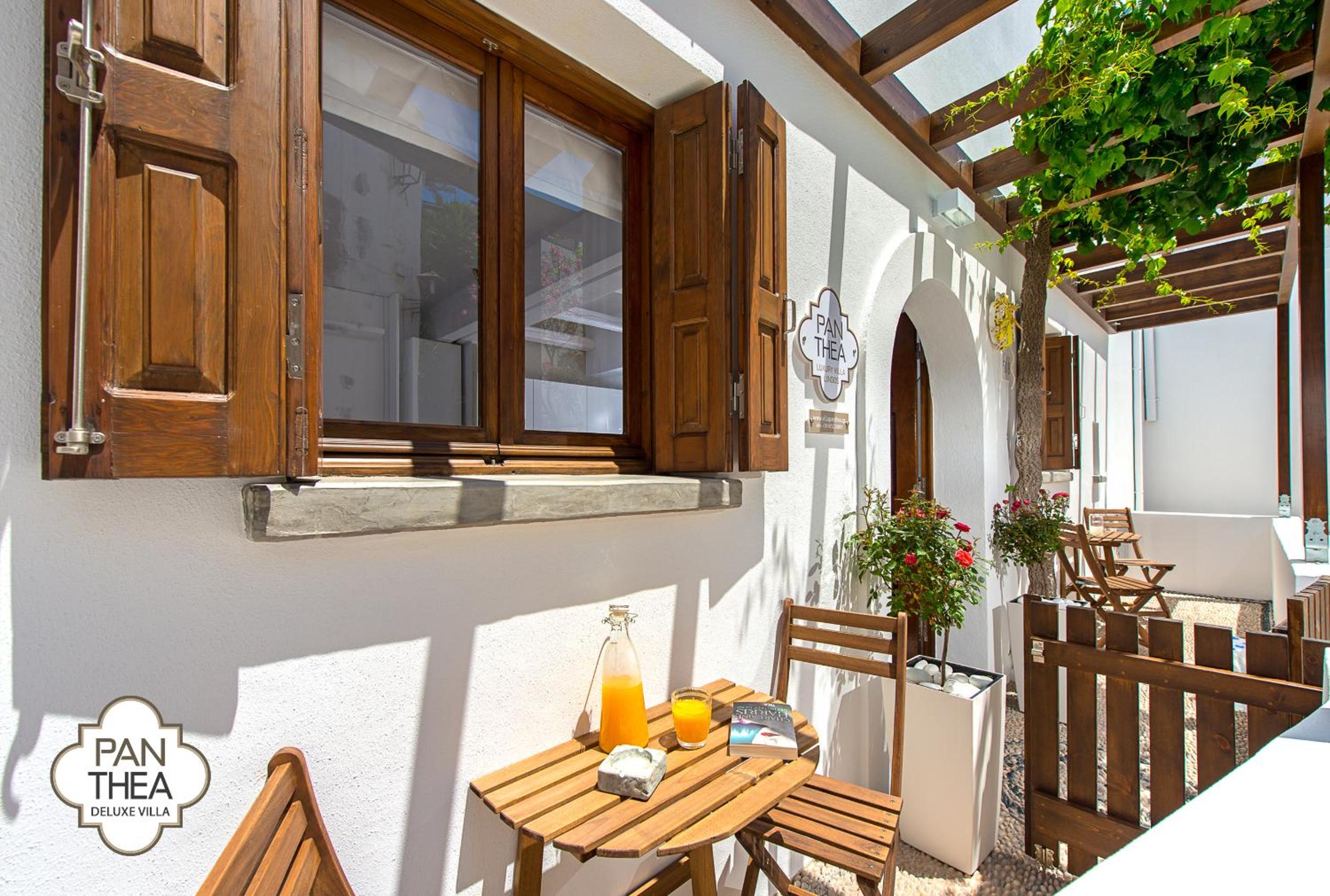 Hotel Villa Panthea - Image 1