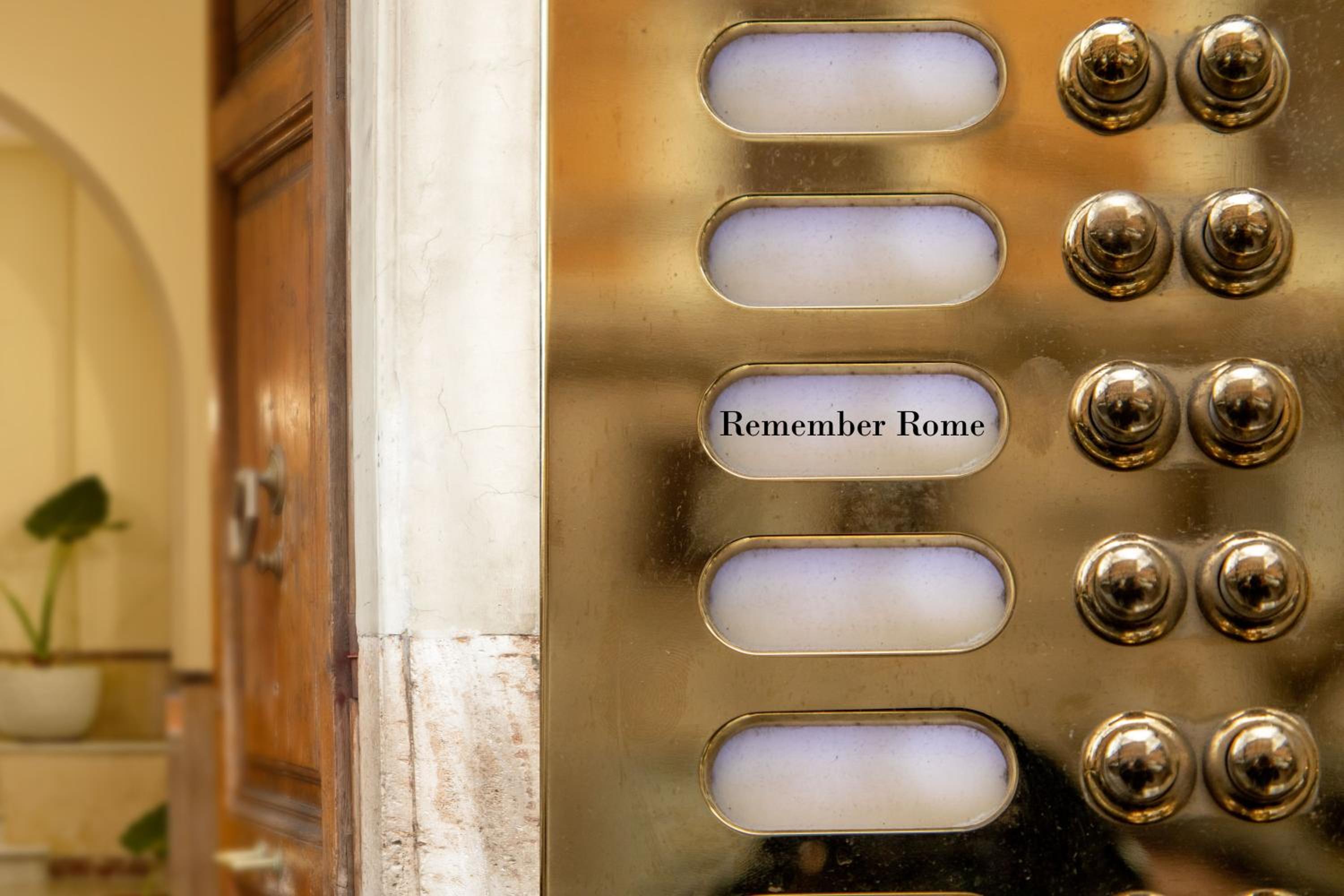 Amalia Suites by Remember Rome
