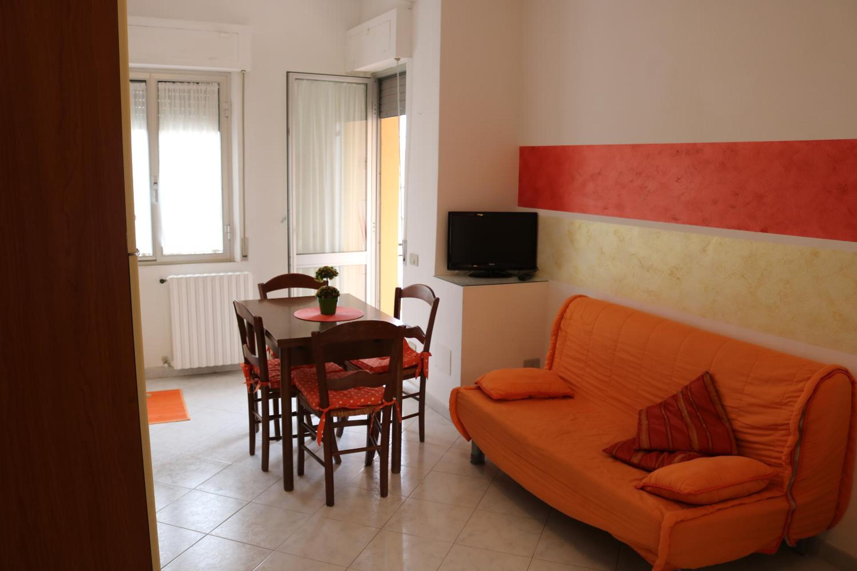Maremma Holidays - Cimarosa Apartment view 4