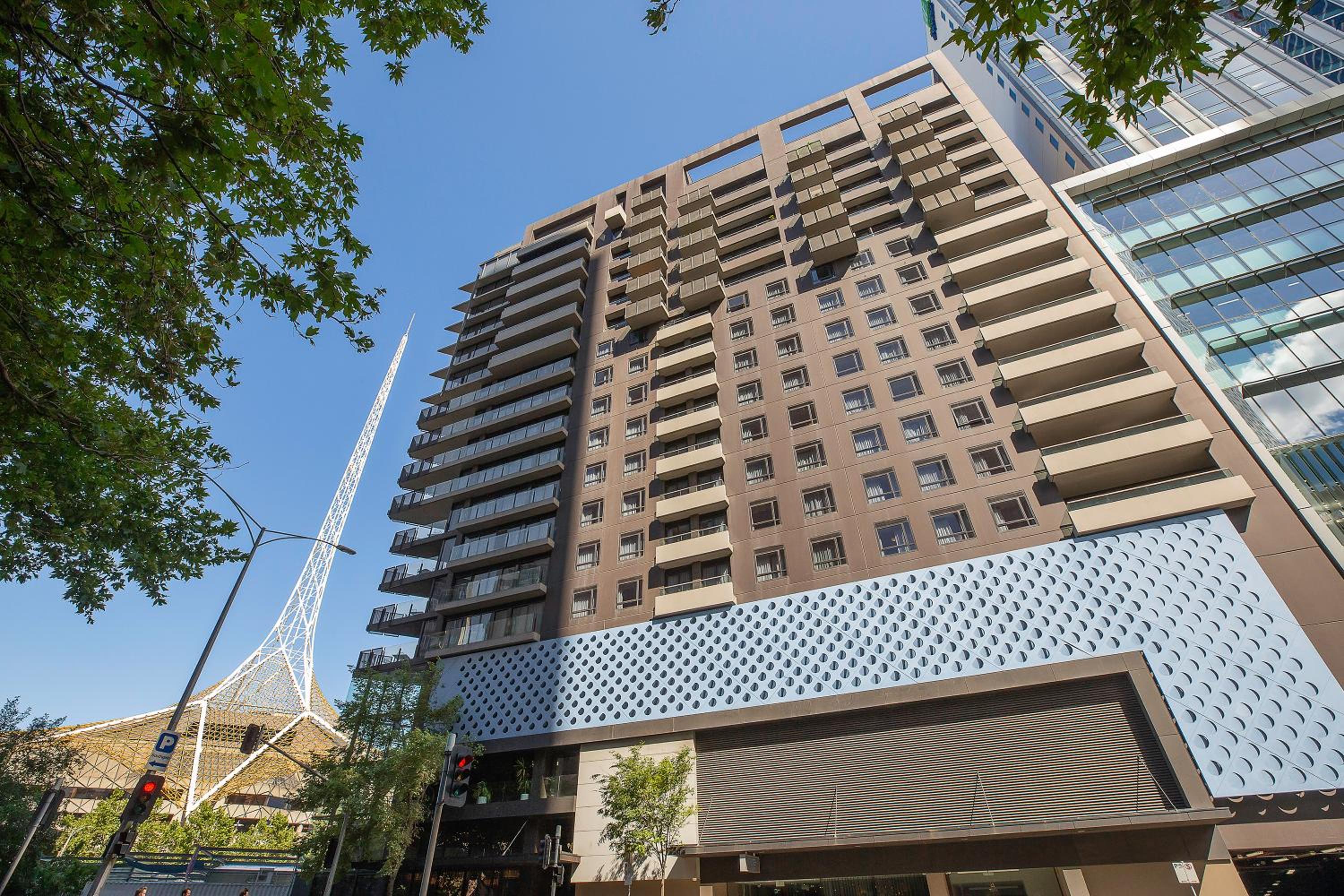 Hotel Mantra Southbank - Image 1