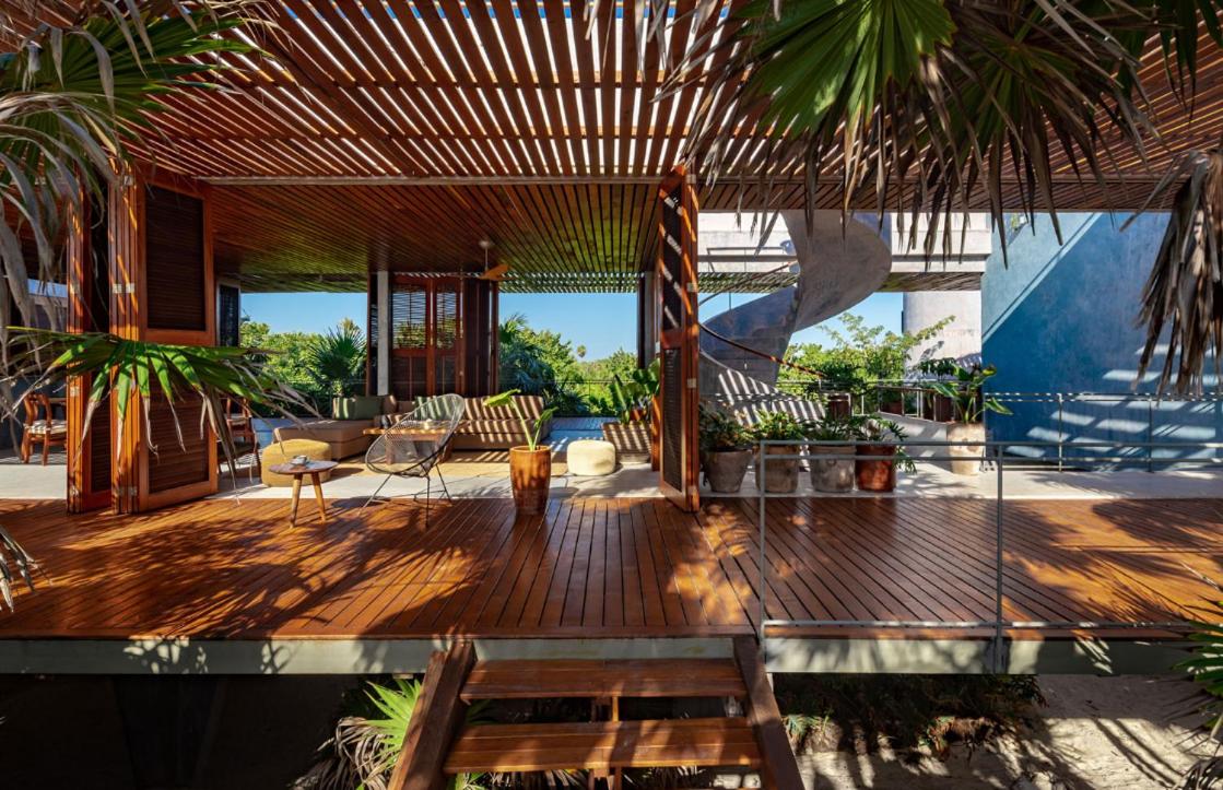 Beachfront Villa in the middle of jungle! view 2