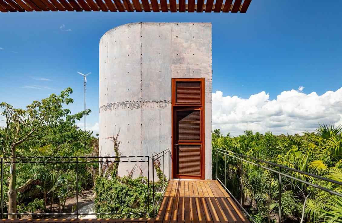 Beachfront Villa in the middle of jungle! view 3