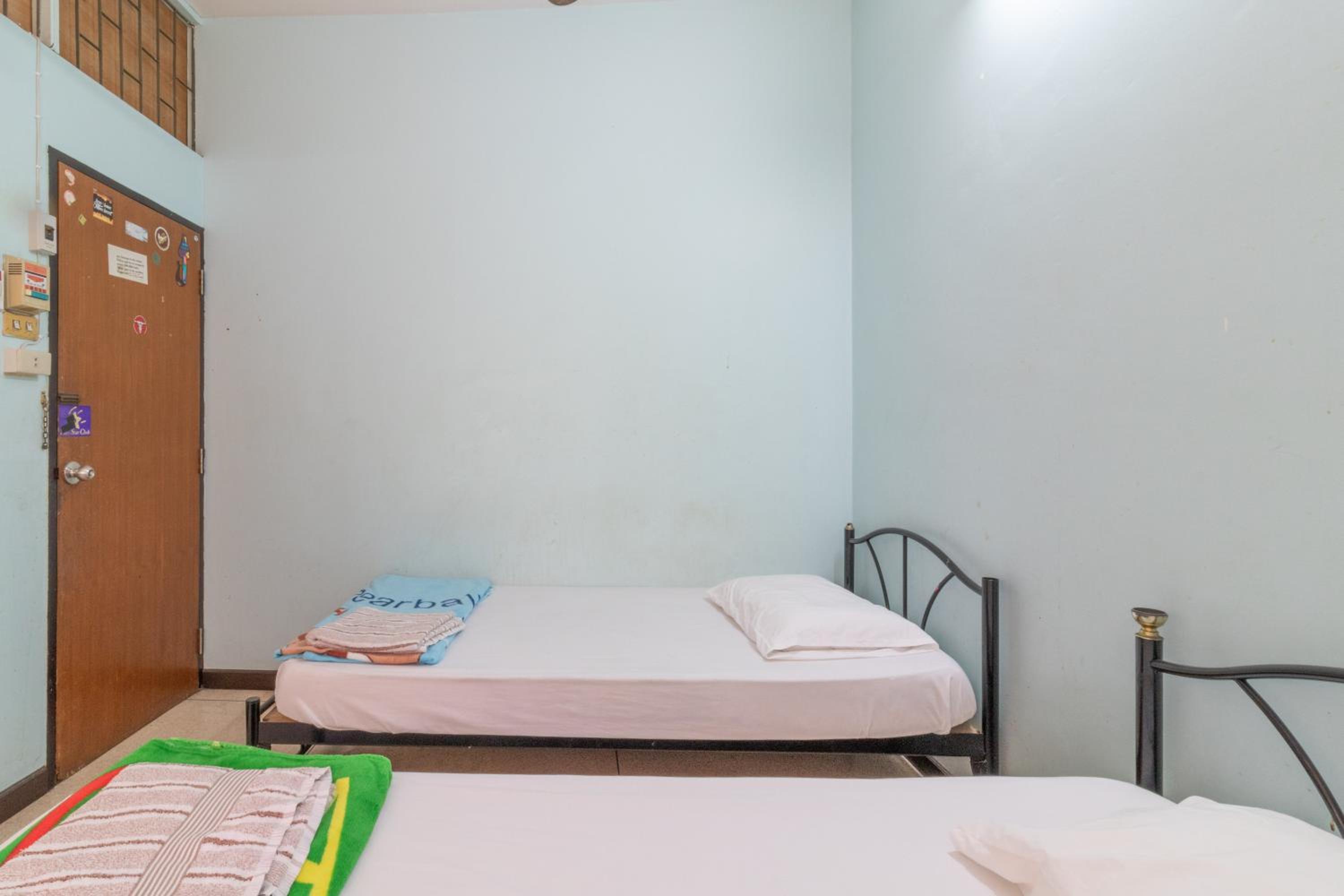 7 Holder Guesthouse