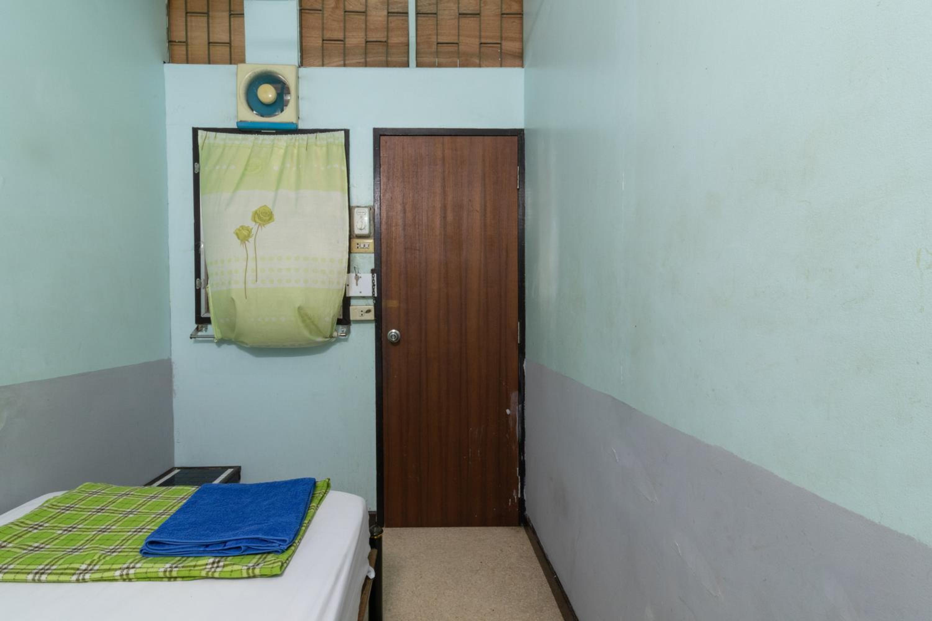 7 Holder Guesthouse