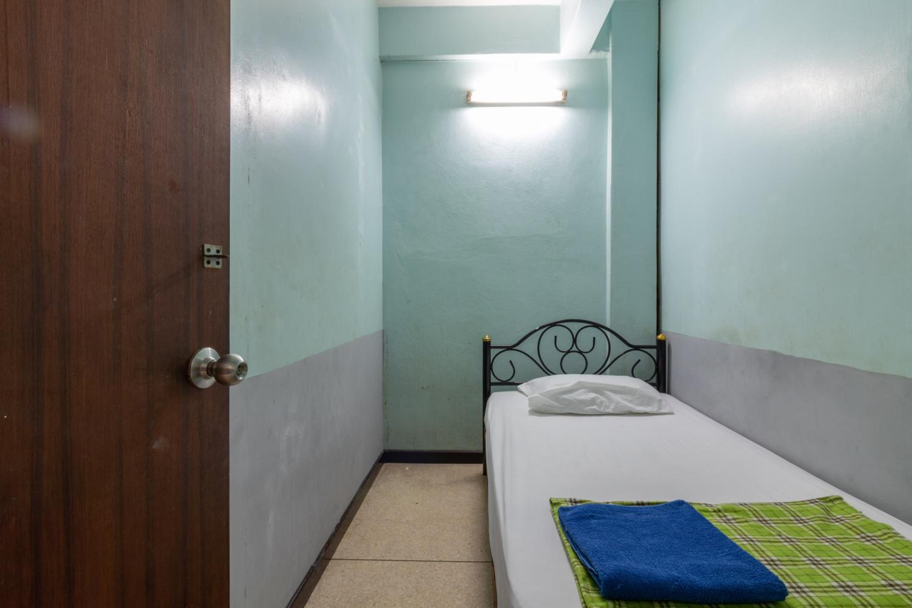 7 Holder Guesthouse