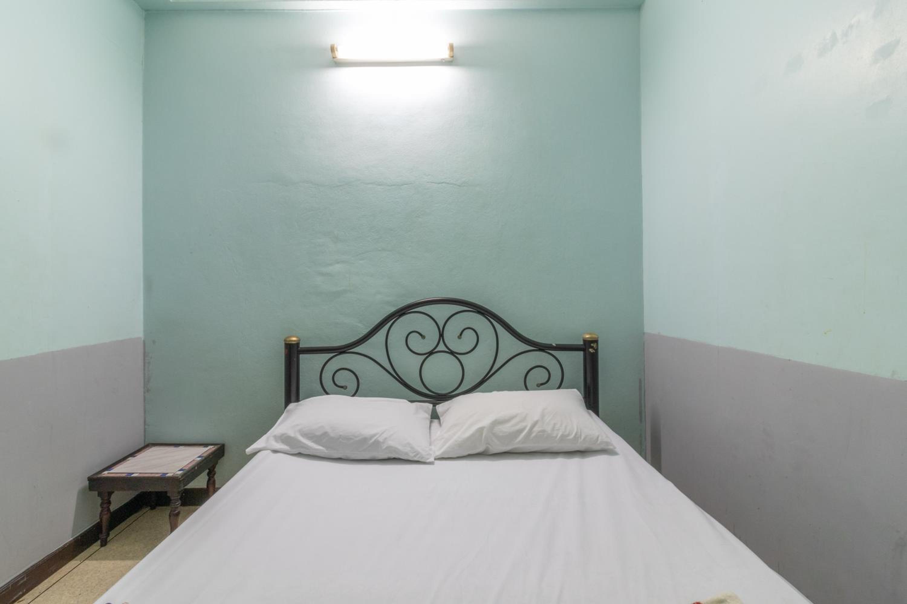7 Holder Guesthouse