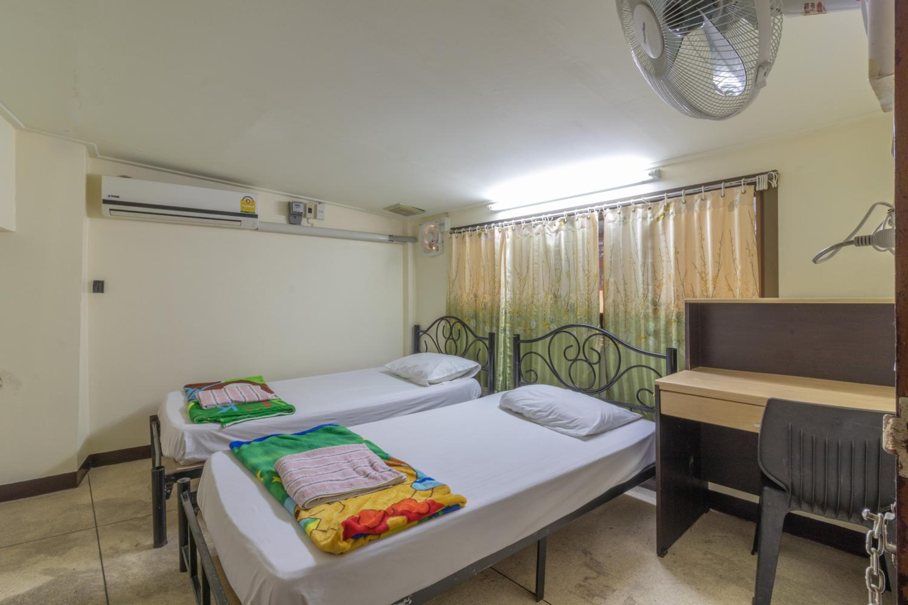 7 Holder Guesthouse
