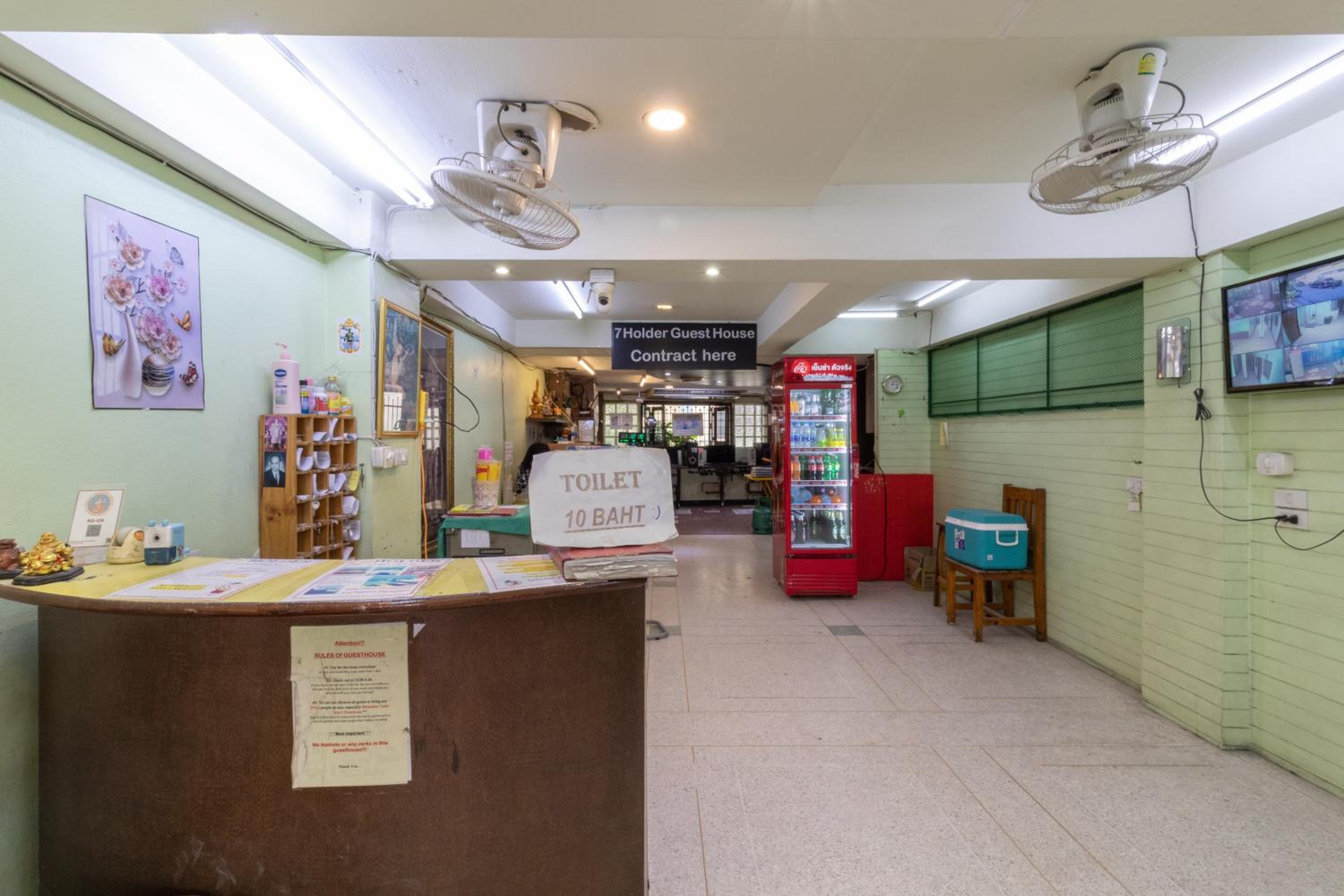7 Holder Guesthouse