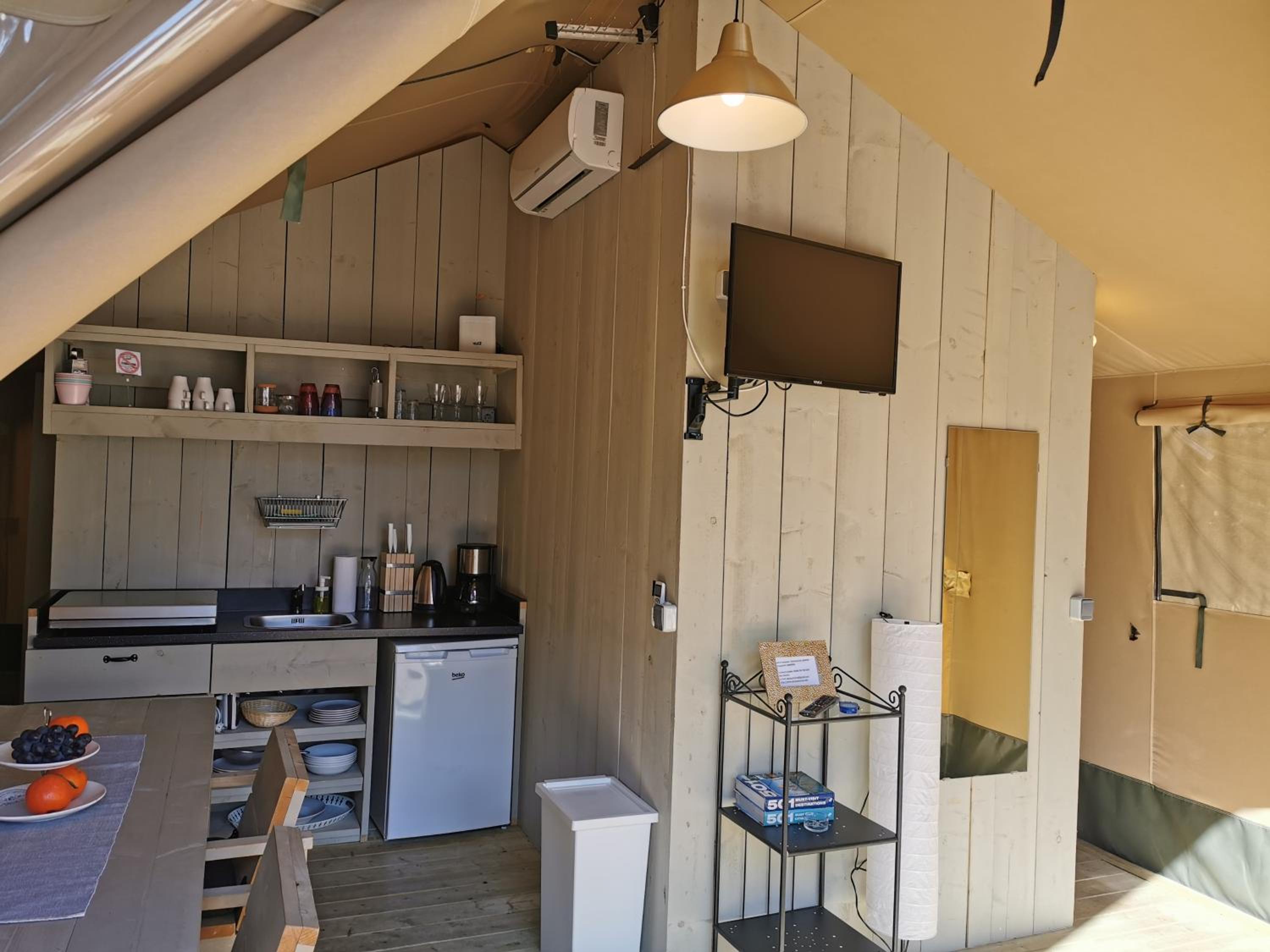 Camping Park Soline Glamping Family Tent