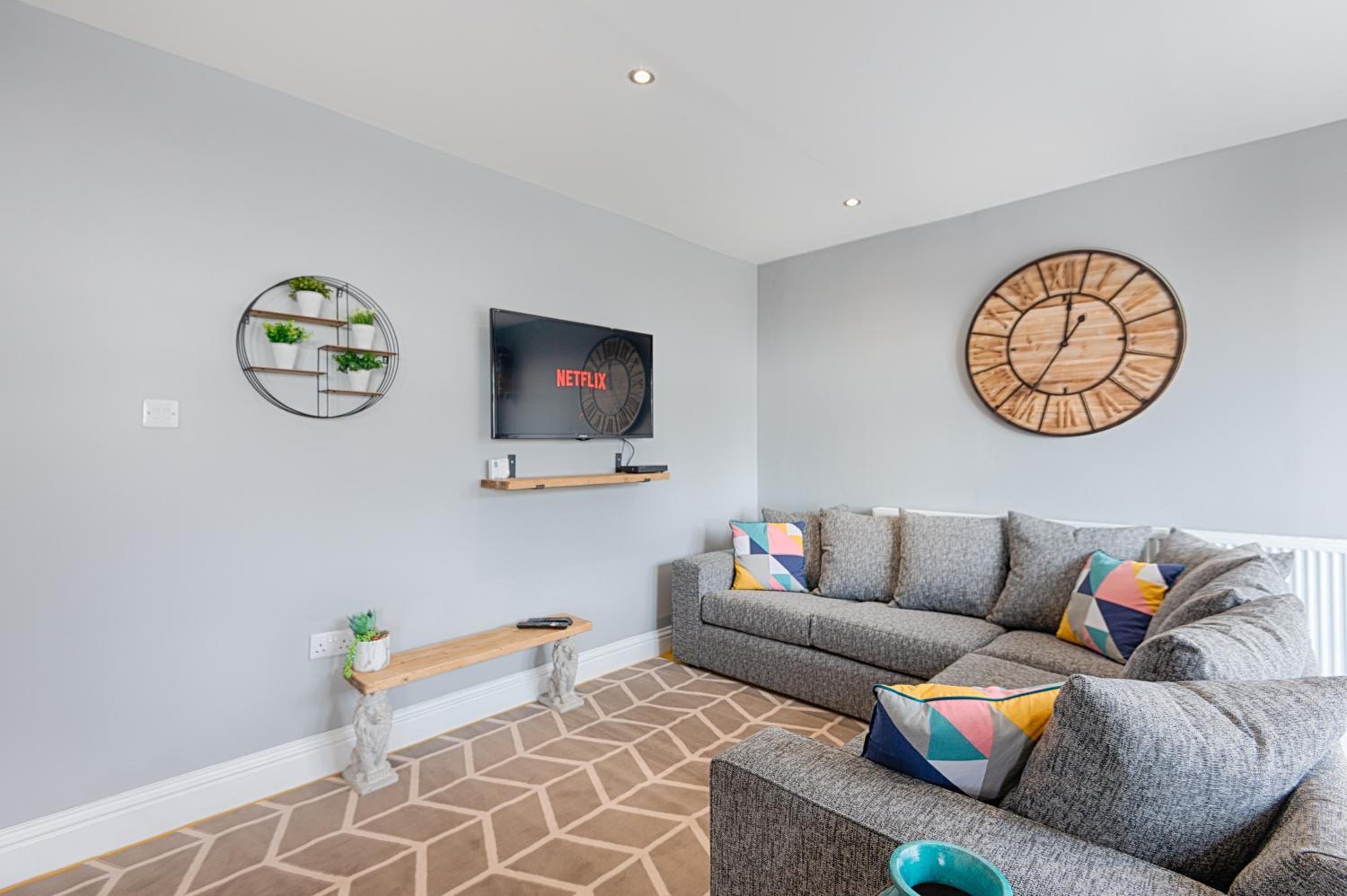 Book Now - TV in Every Bedroom! view 3