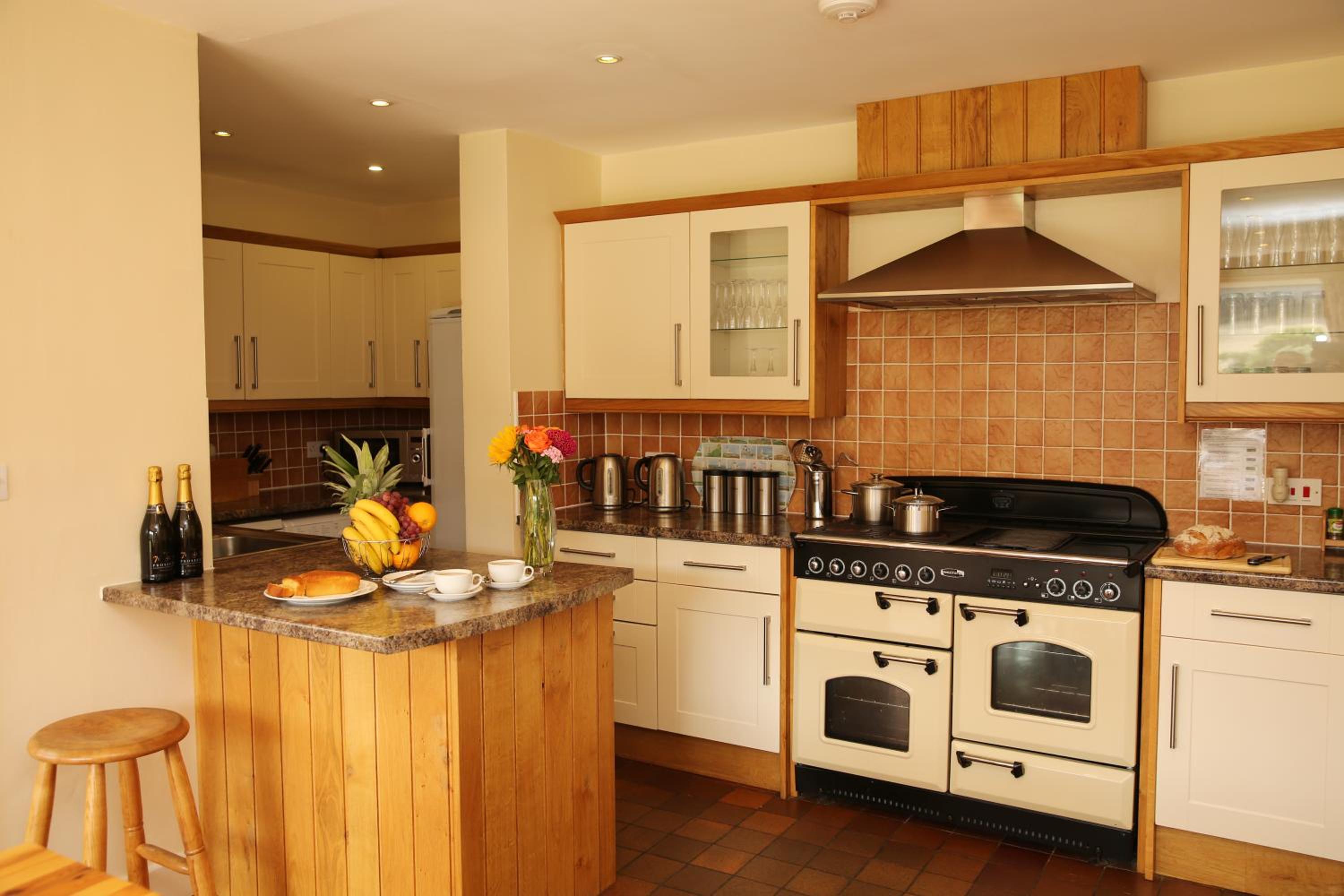 Pendennis at Eaton Manor view 5