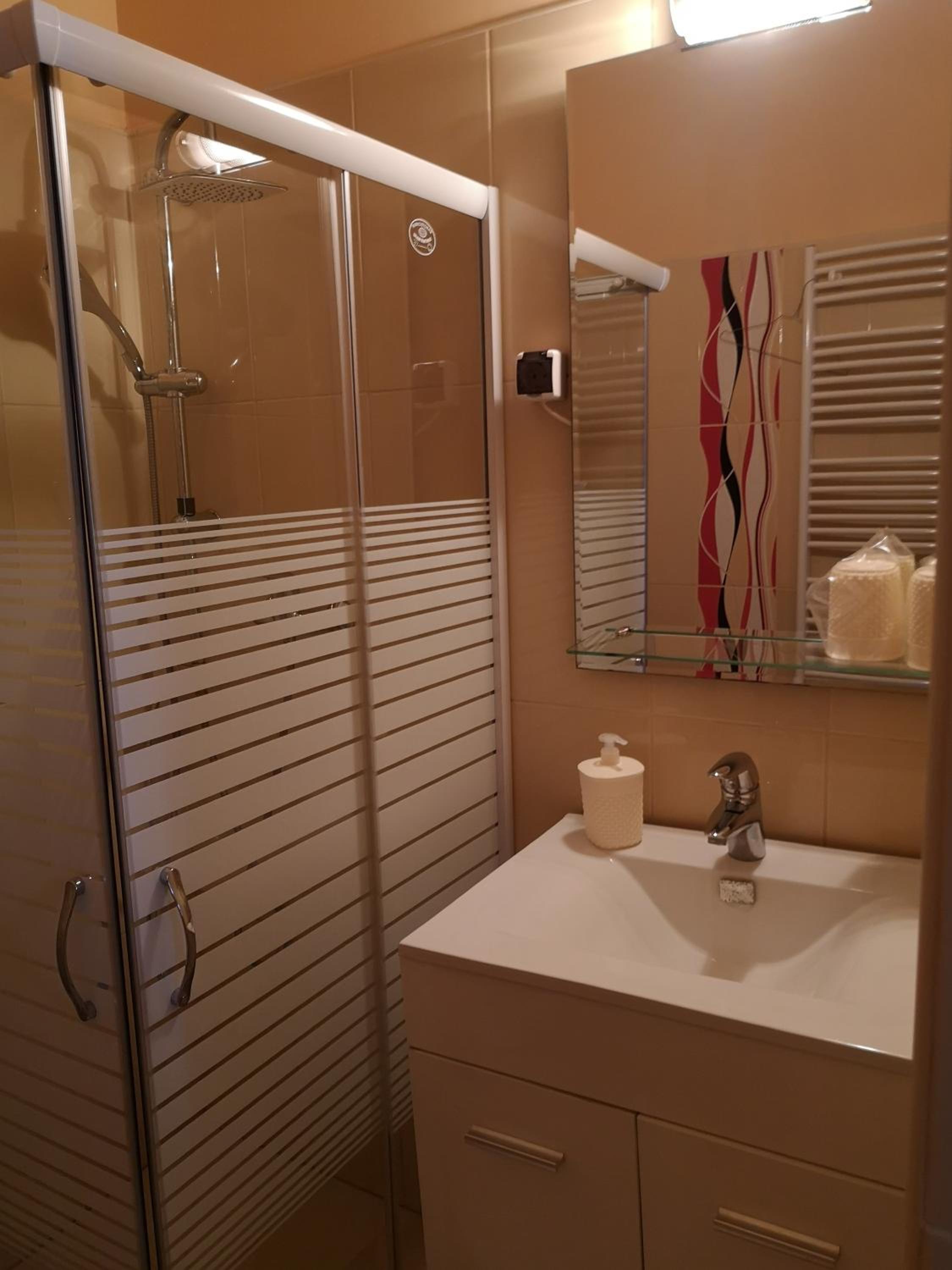 Szent István Wellness Panzió, photo 63