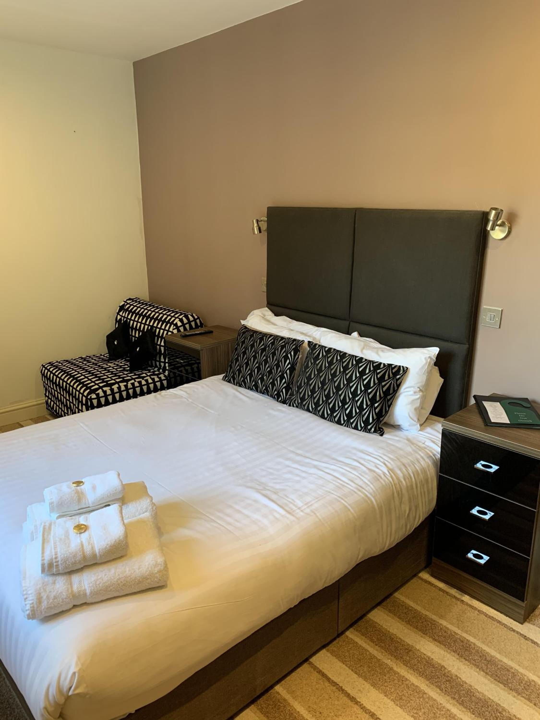 High Tor Hotel
