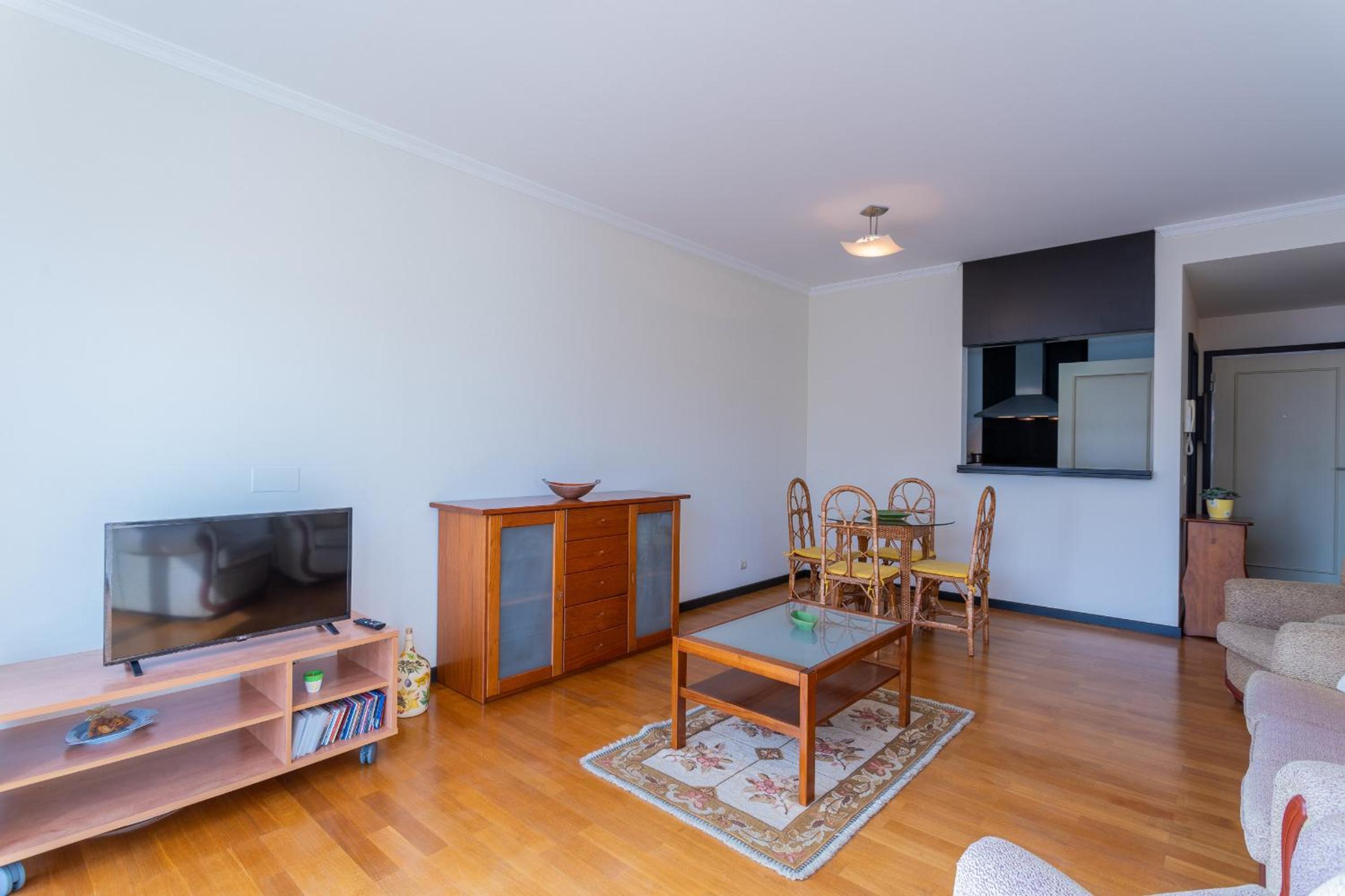FLH Funchal Balcony Apartment with Sea View