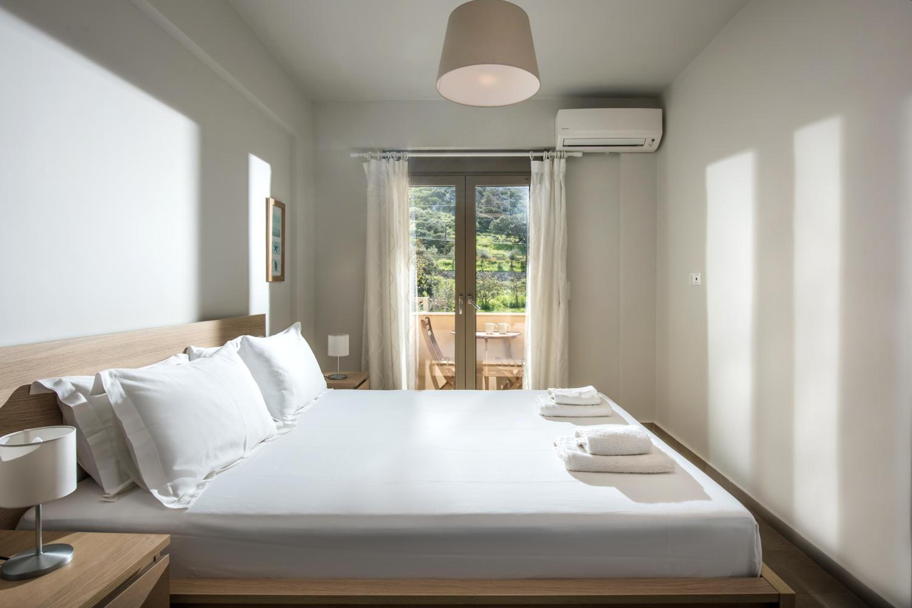 Caravel Apartments Stalis view 3