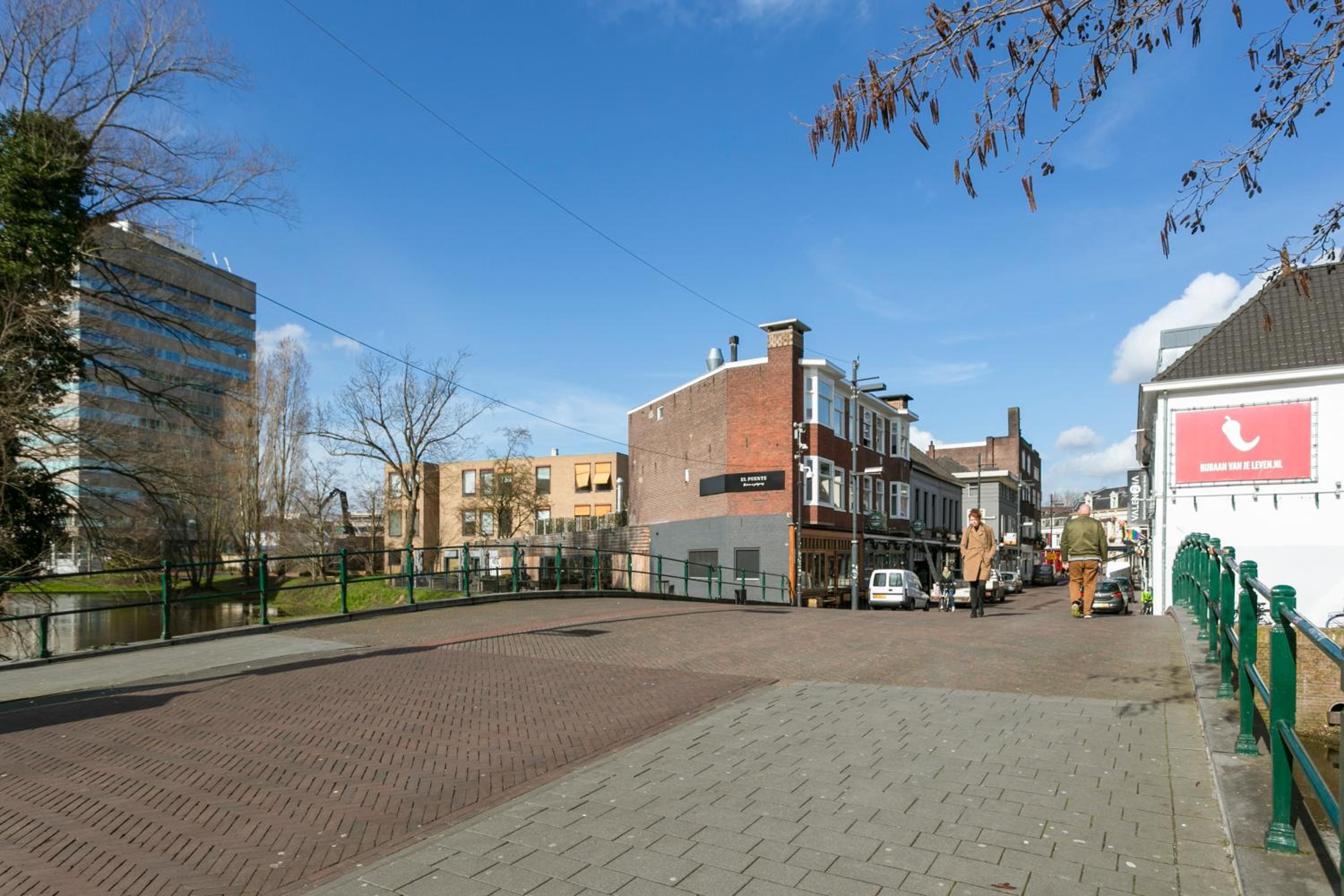 Photo 43