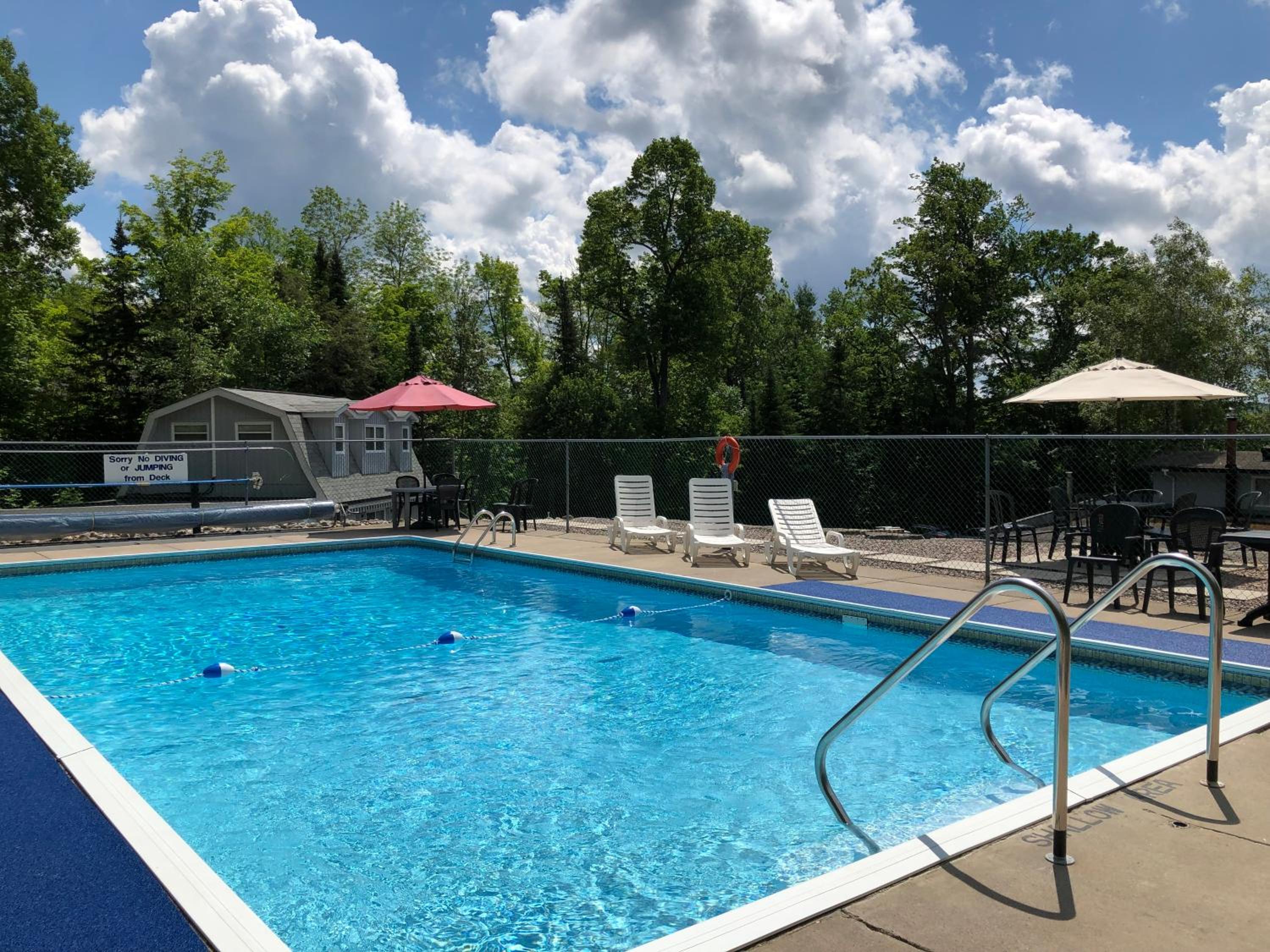 Lakeview Motel