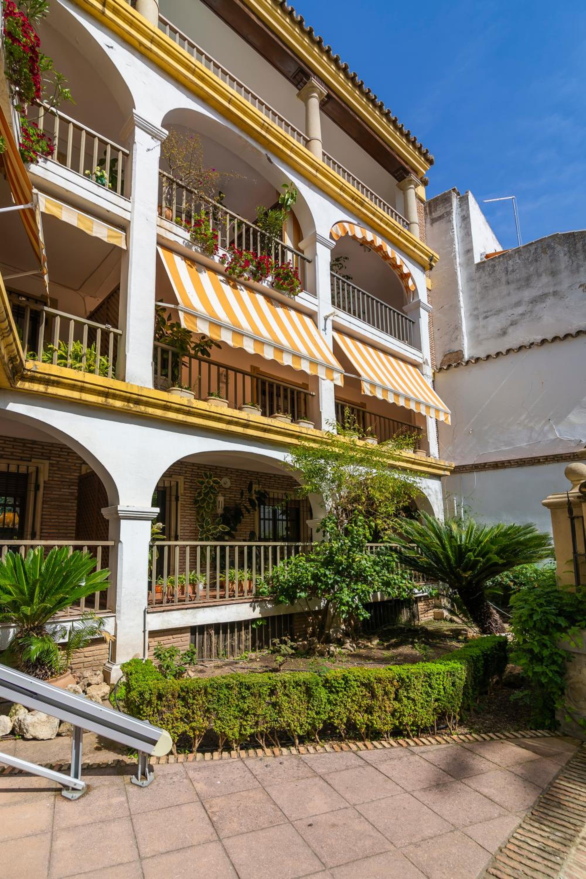 Apartamento Emilo Luque Cinco view 4