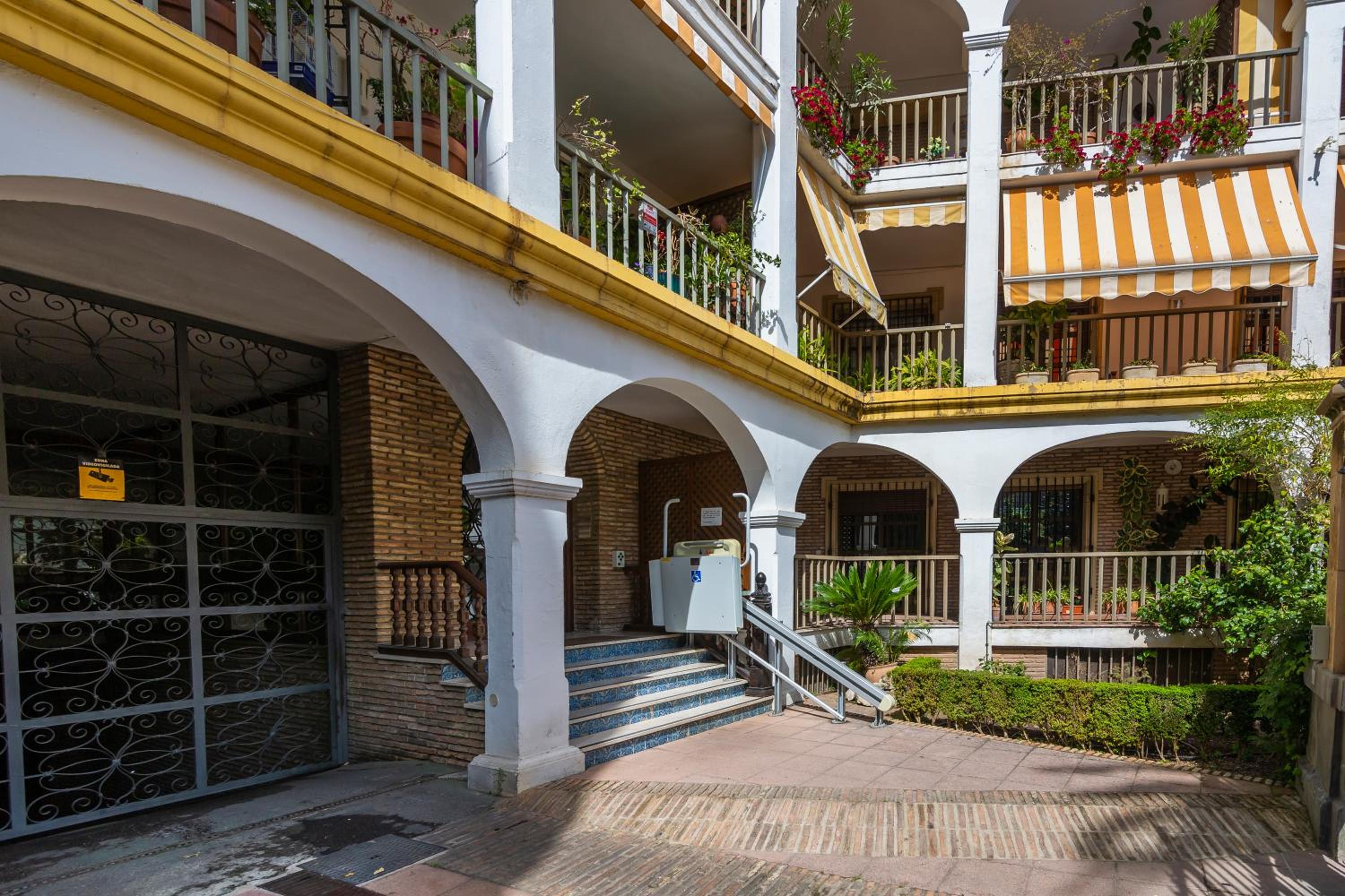 Apartamento Emilo Luque Cinco view 2