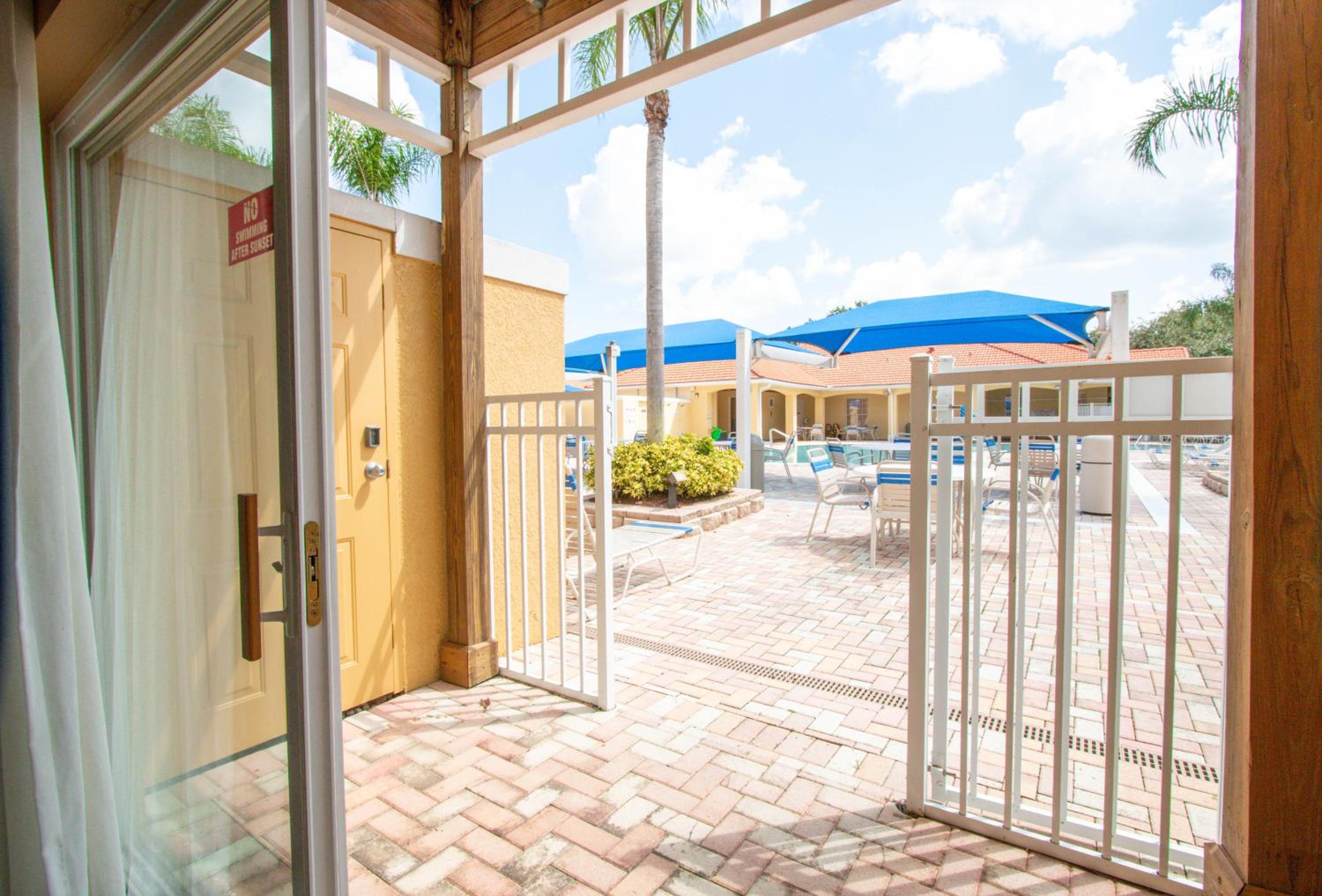 Berkley Lake Townhomes, Foto 42
