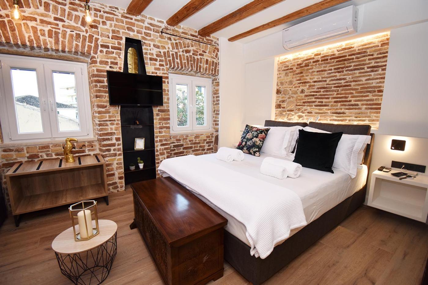 Murofinto Homes view 3