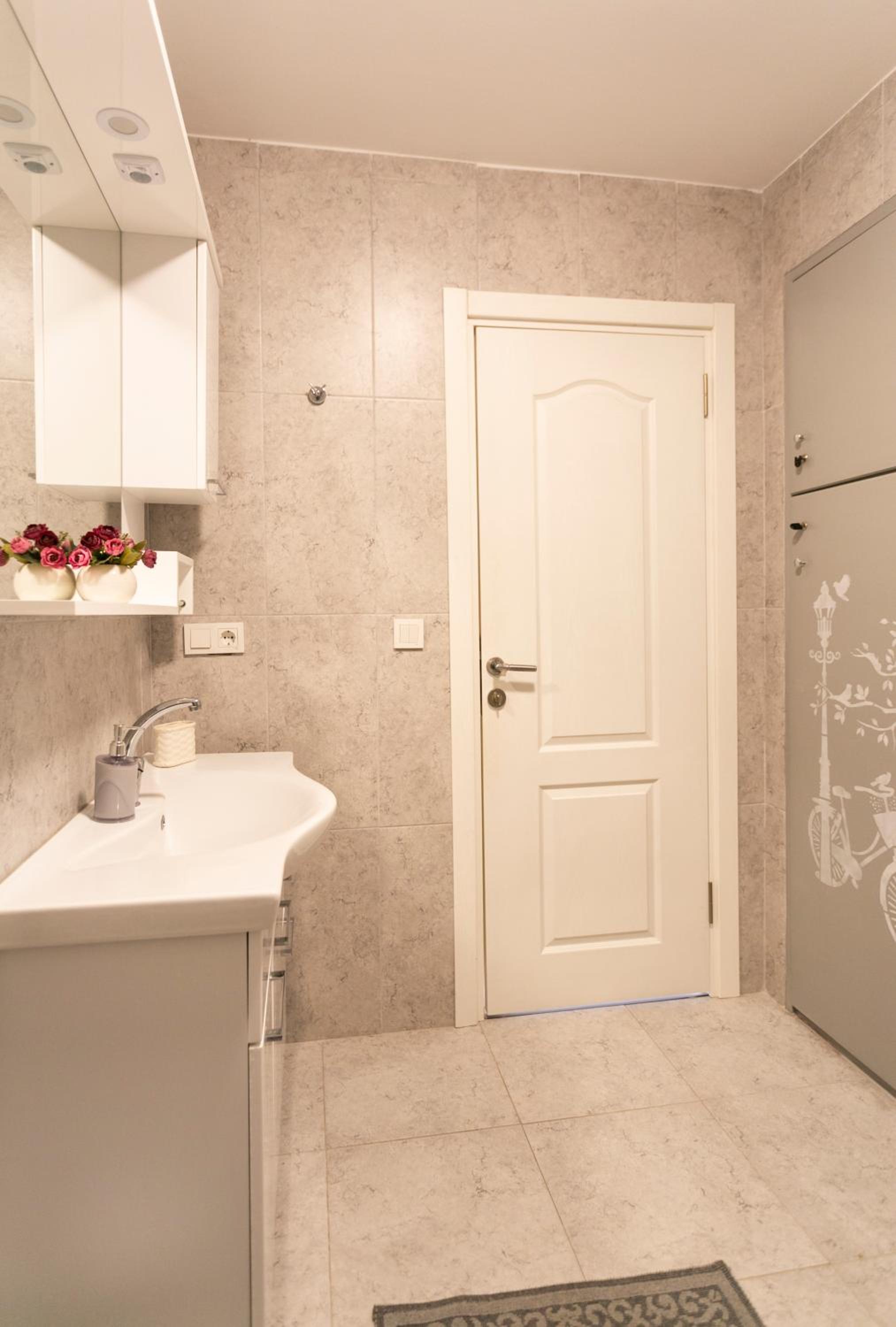 Sirena's Suites
