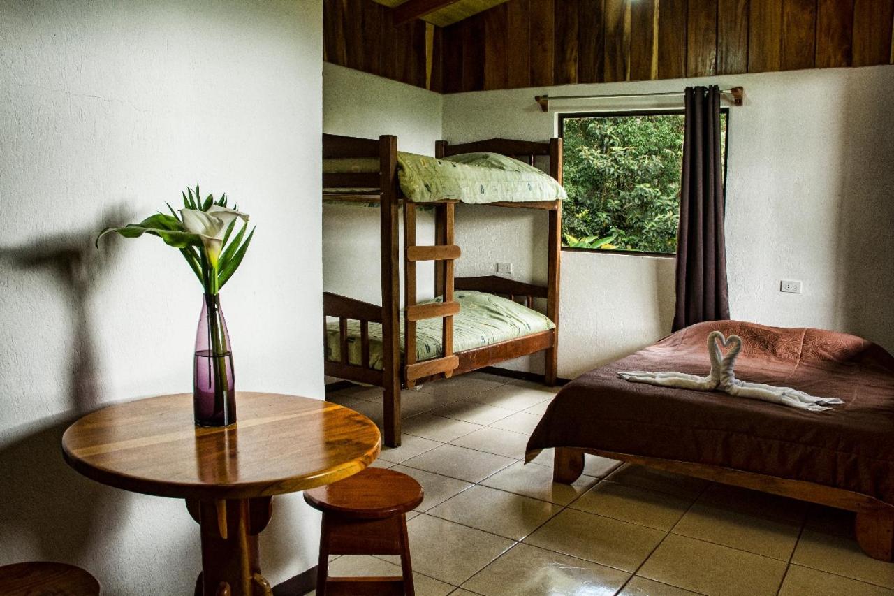 Cabinas Capulin & Farm
