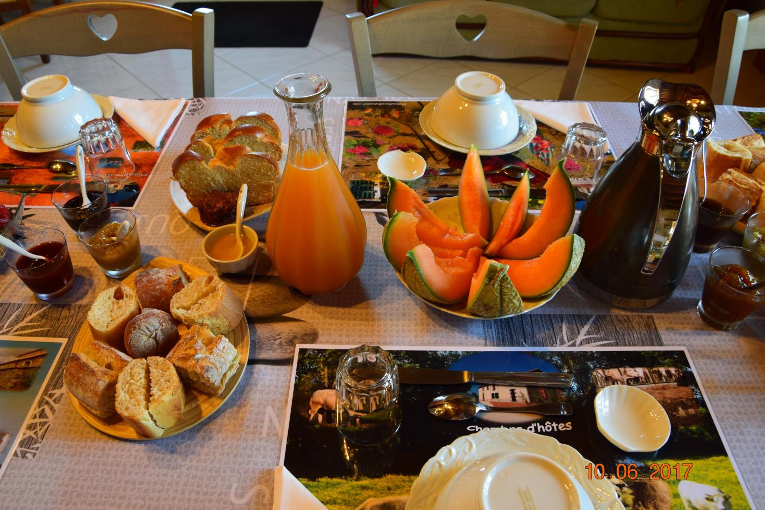 A la Haute Bouillere view 3