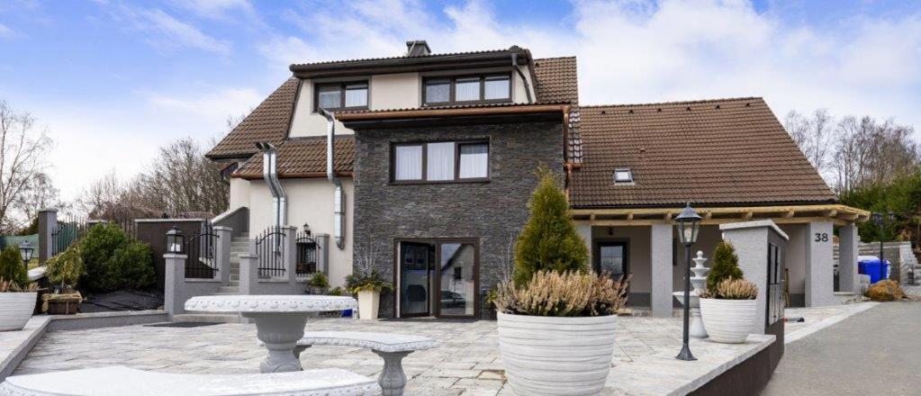 Villa May Way