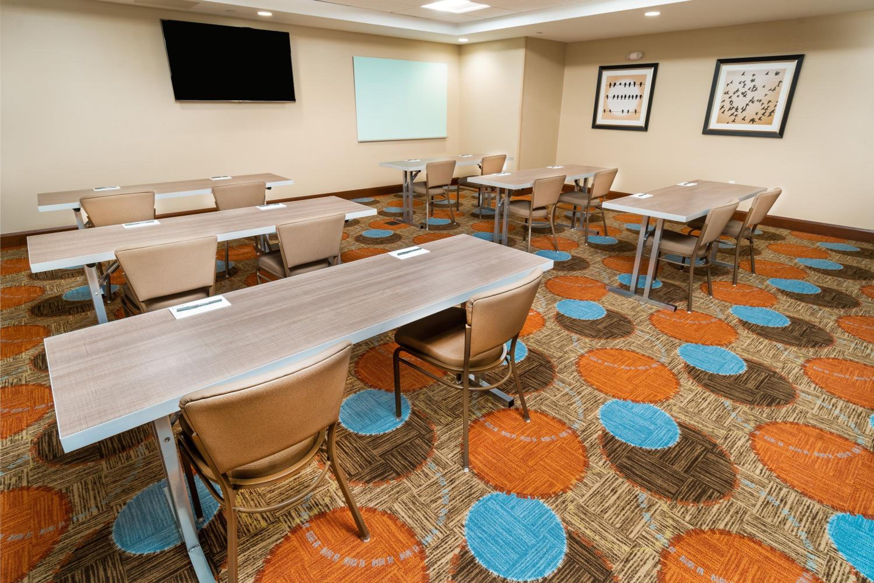 Newark Vacations - Staybridge Suites - Newark - Fremont, an IHG Hotel - Property Image 10