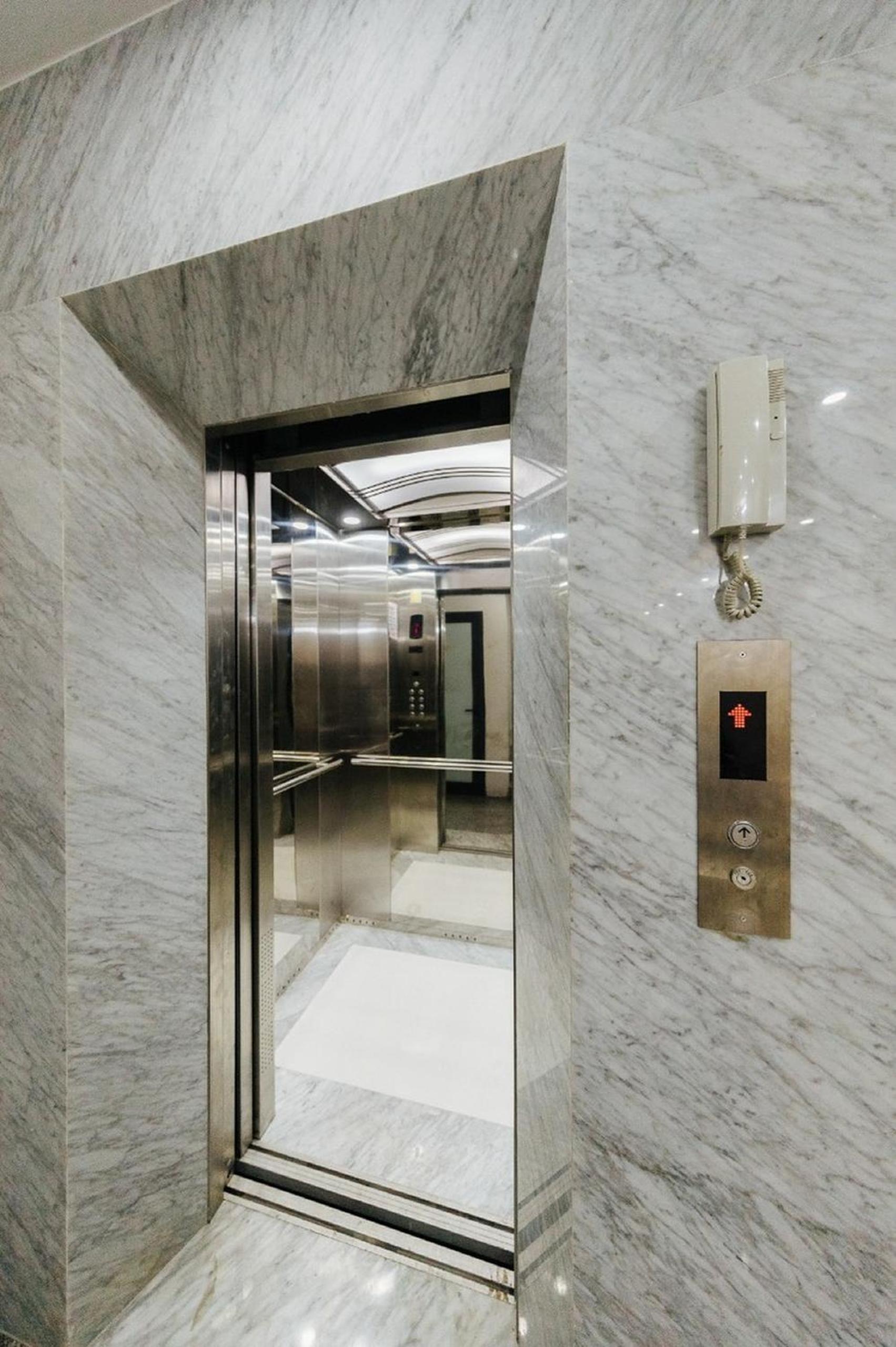 [Happinest] Center West Lake Apartment - Xuan Dieu Street