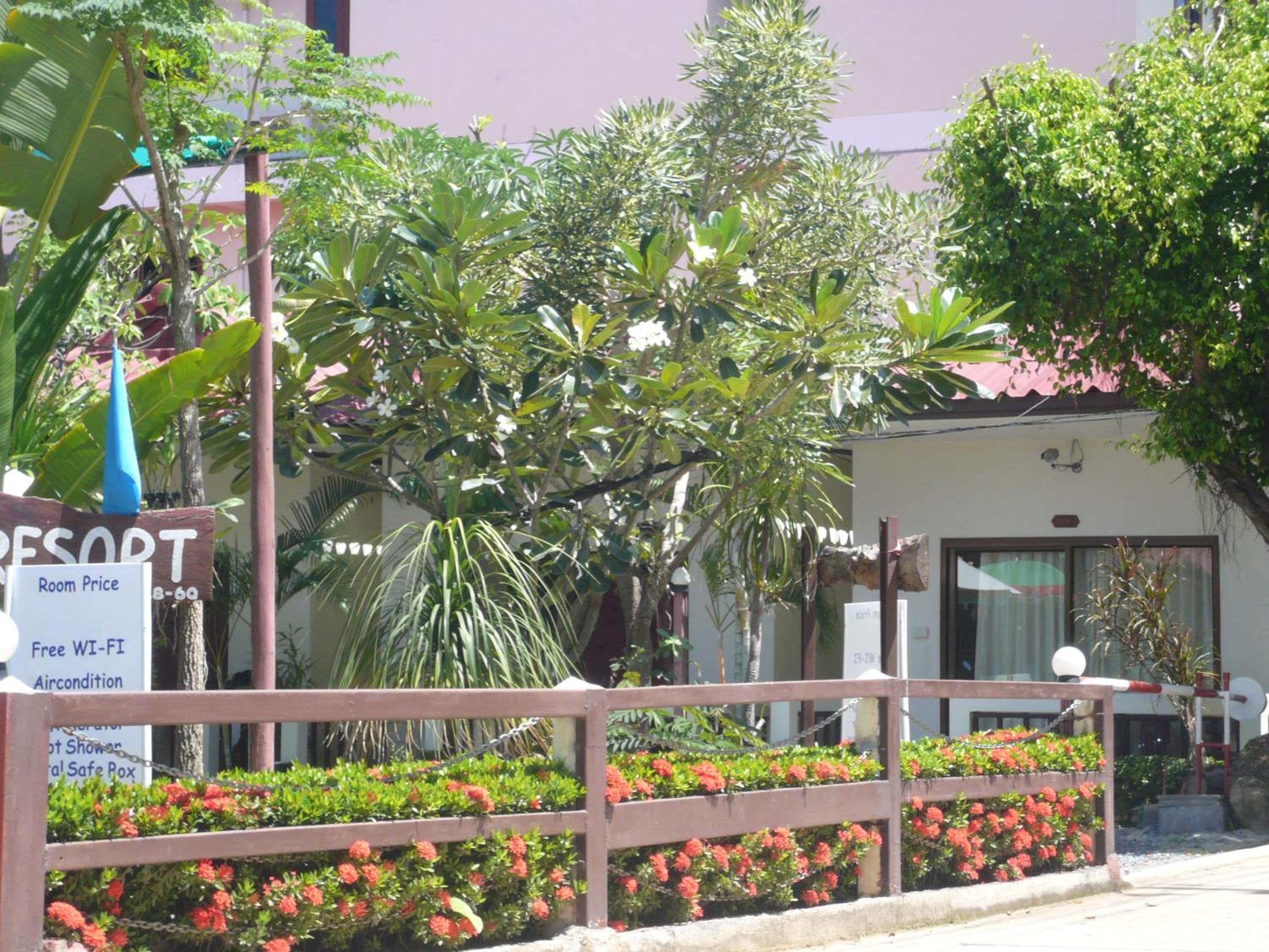 Baan Lamai Resort