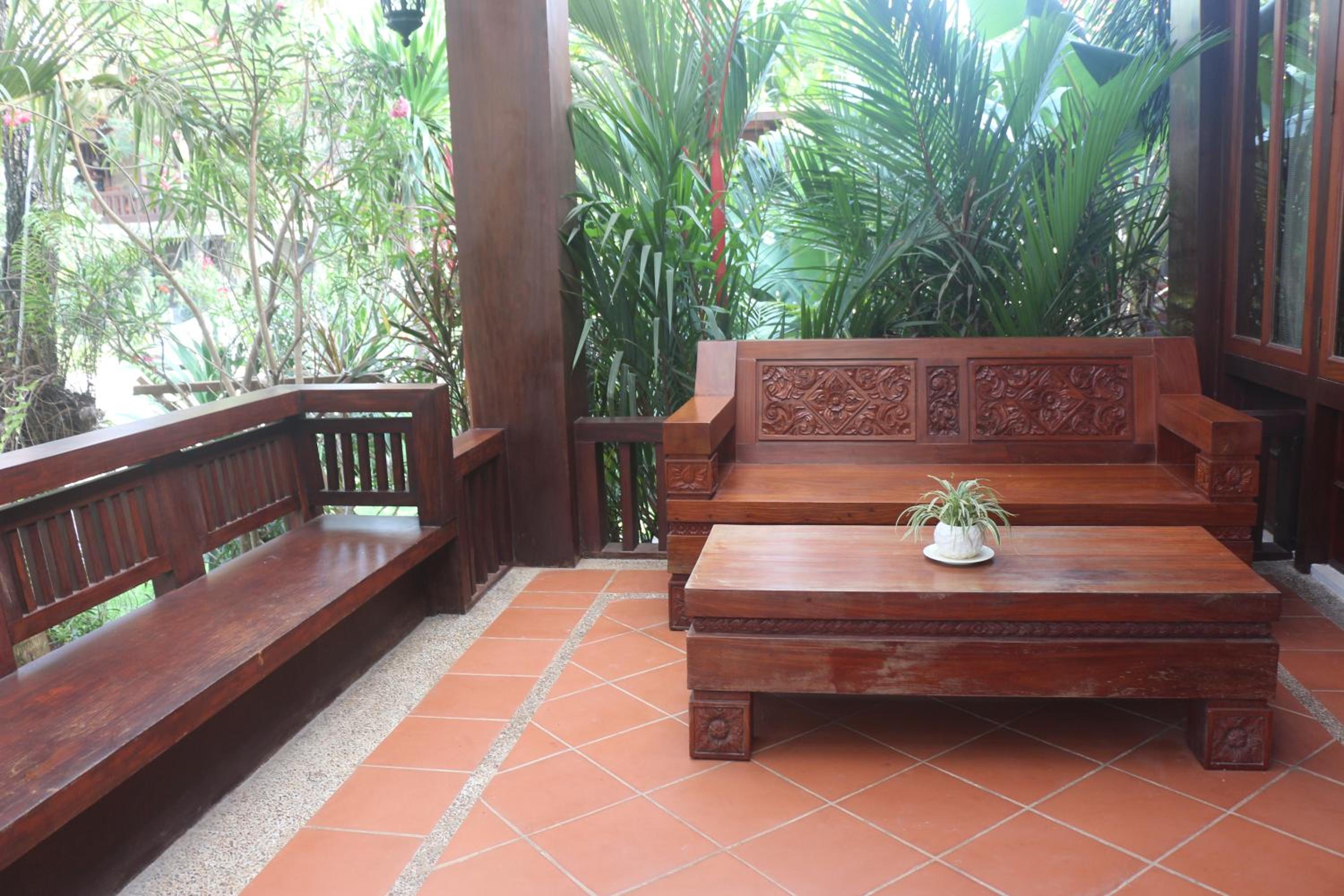 Try Palace Resort Kep