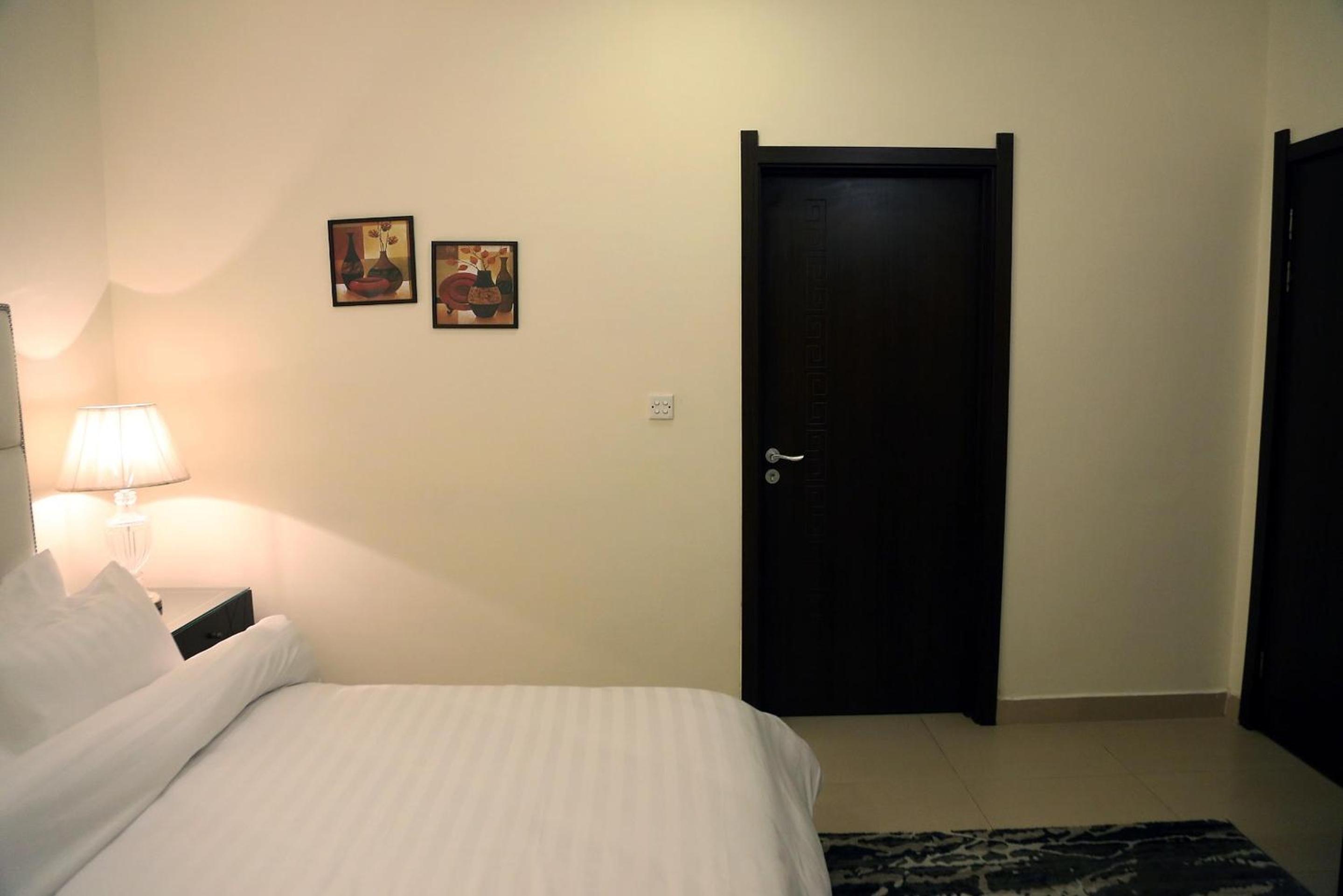 Butterfly Guest House Phase 7 Bahria Town view 2