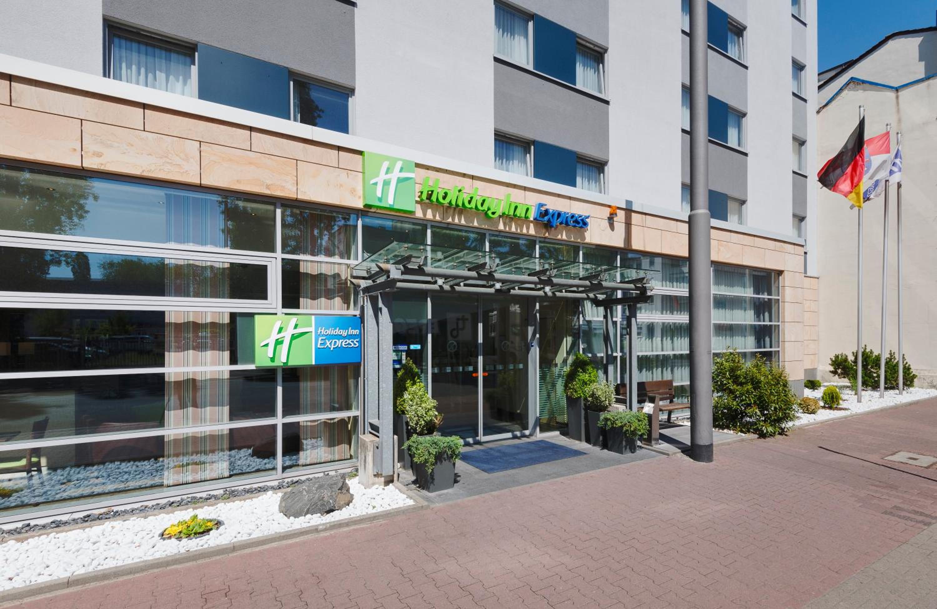 Holiday Inn Express Frankfurt Messe, an IHG Hotel - Property Image 9