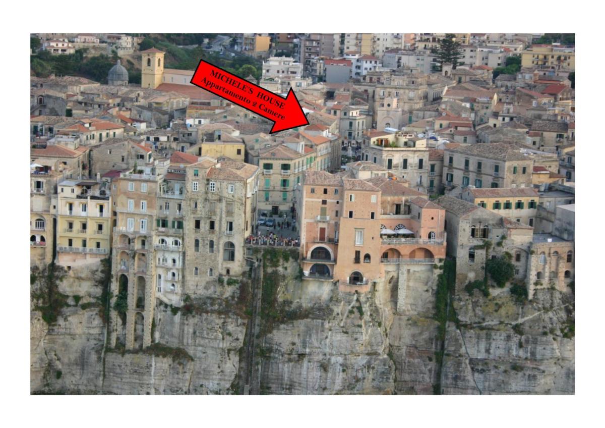 MICHELE'S HOUSE photo 3